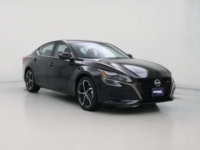 Black 2024 Nissan Altima SR