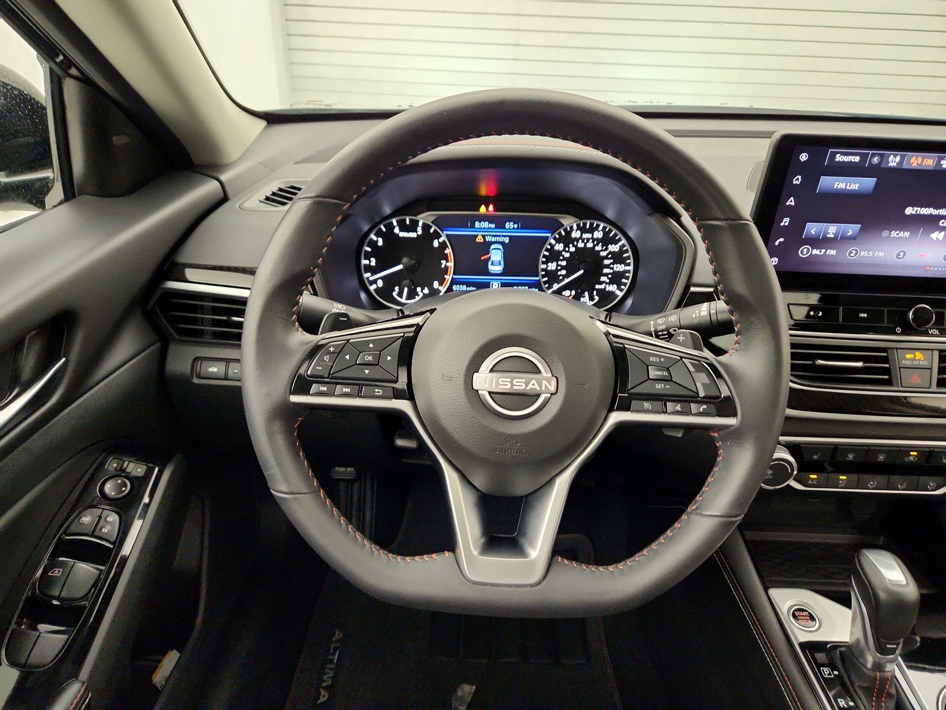 Thumbnail: 2024 Nissan Altima - 10