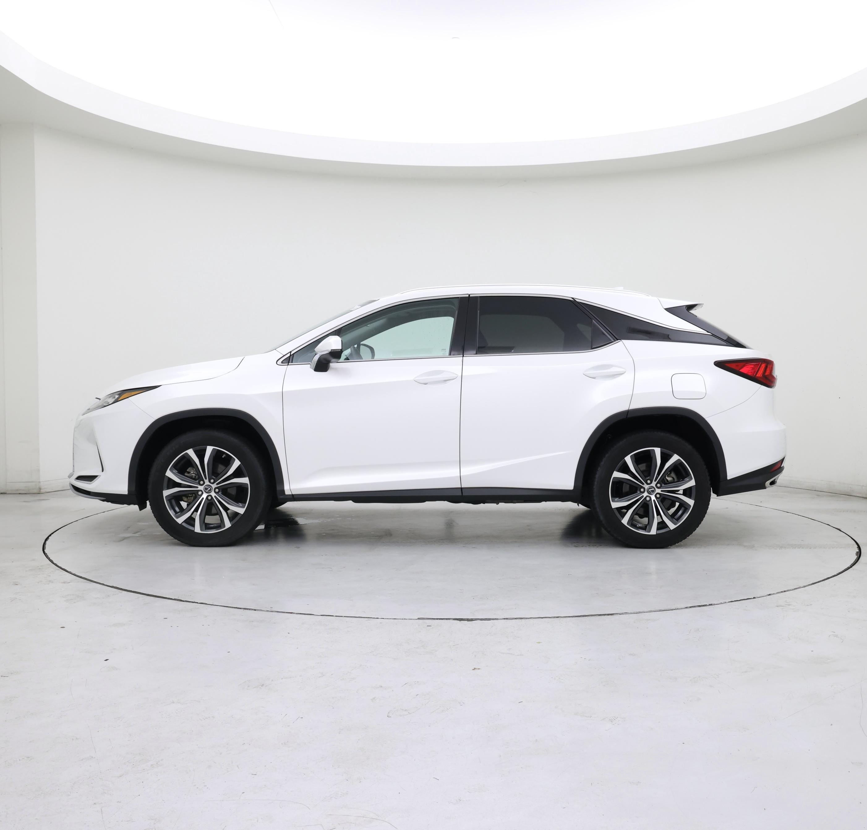 Thumbnail: 2020 Lexus RX - 3