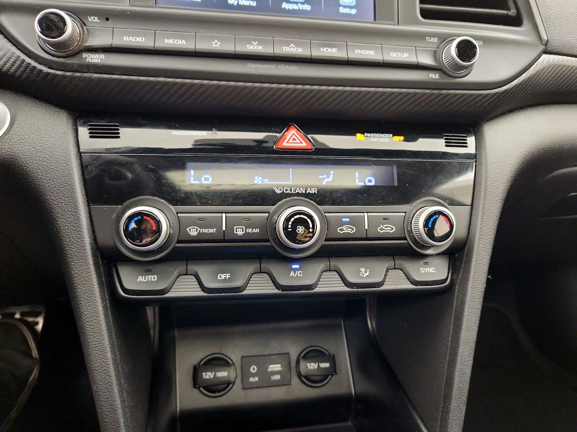 Thumbnail: 2020 Hyundai Elantra - 16