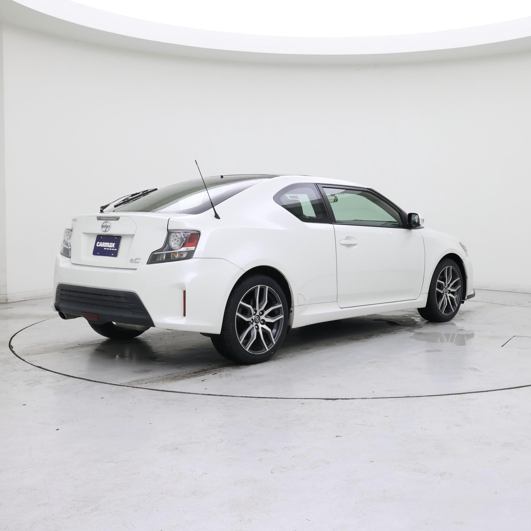 Thumbnail: 2016 Scion tC - 8