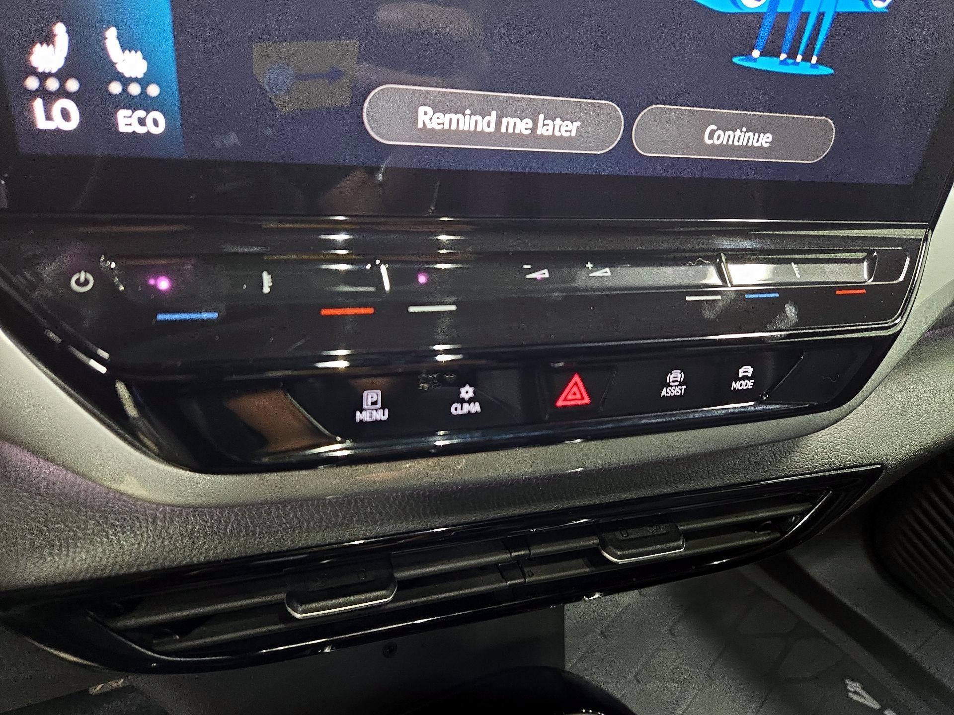 Thumbnail: 2023 Volkswagen ID.4 - 16
