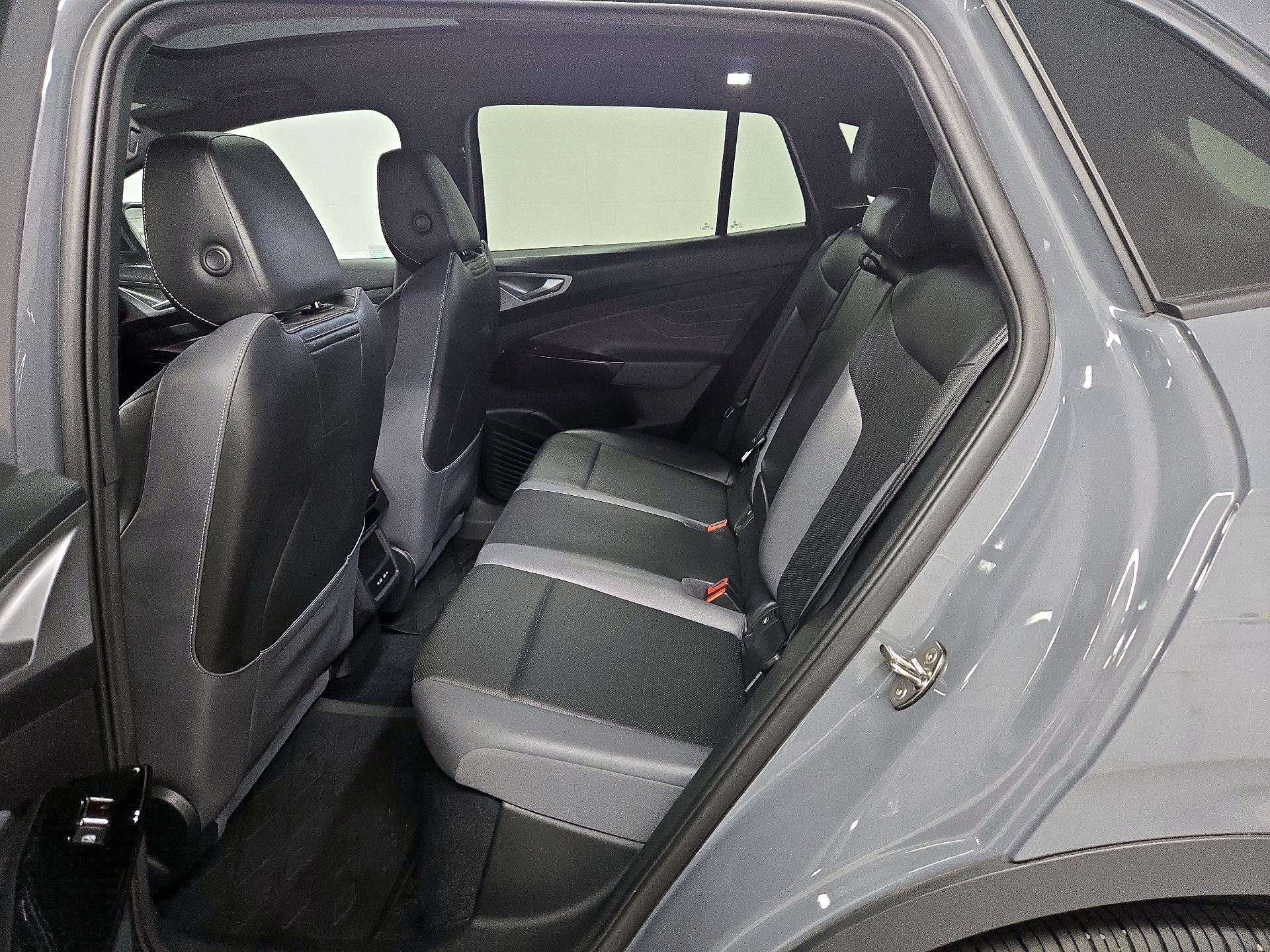 Thumbnail: 2023 Volkswagen ID.4 - 20