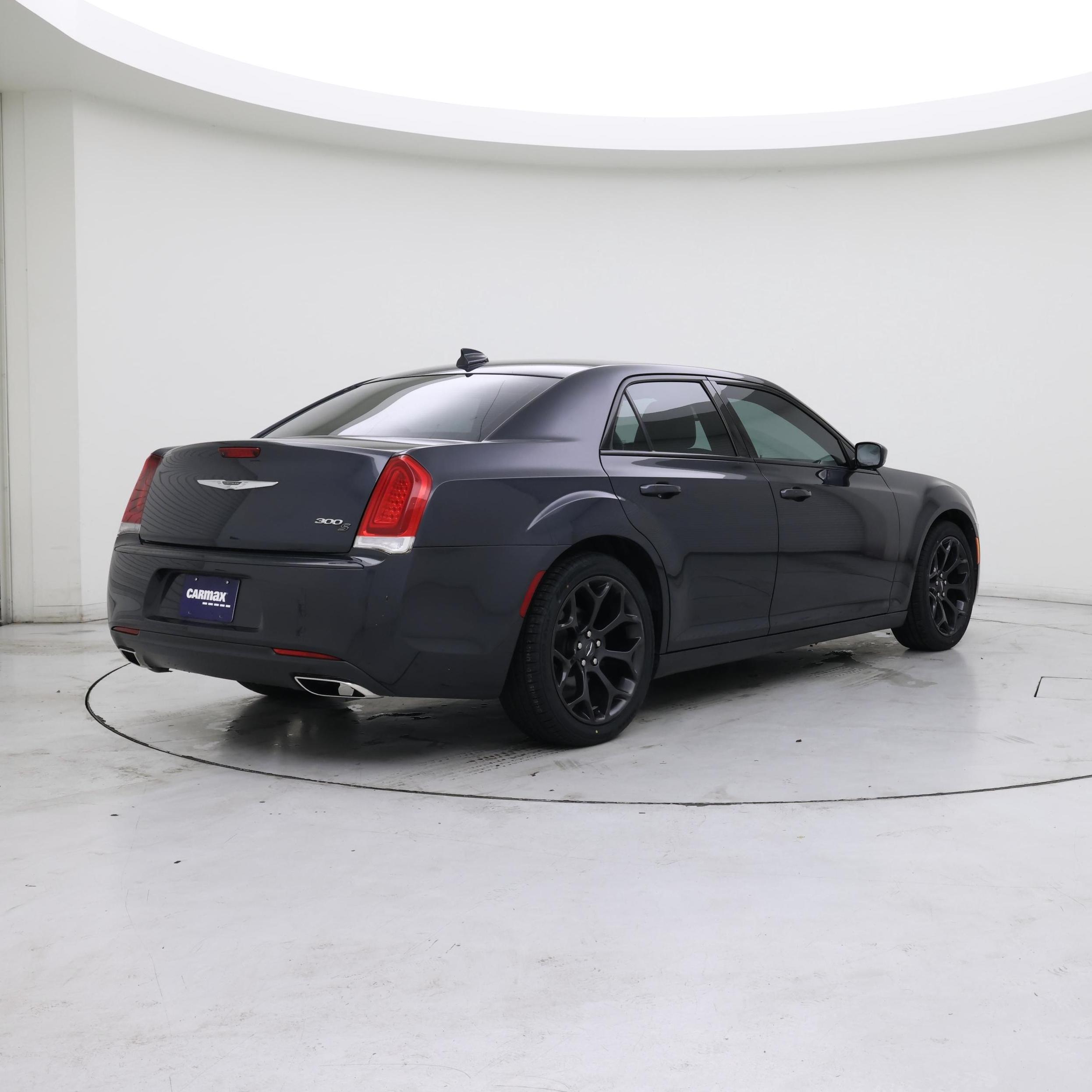 Thumbnail: 2019 Chrysler 300 - 8