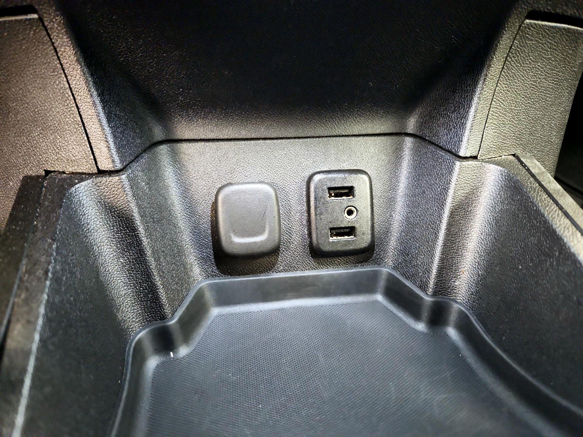 Thumbnail: 2017 Chevrolet Volt - 18