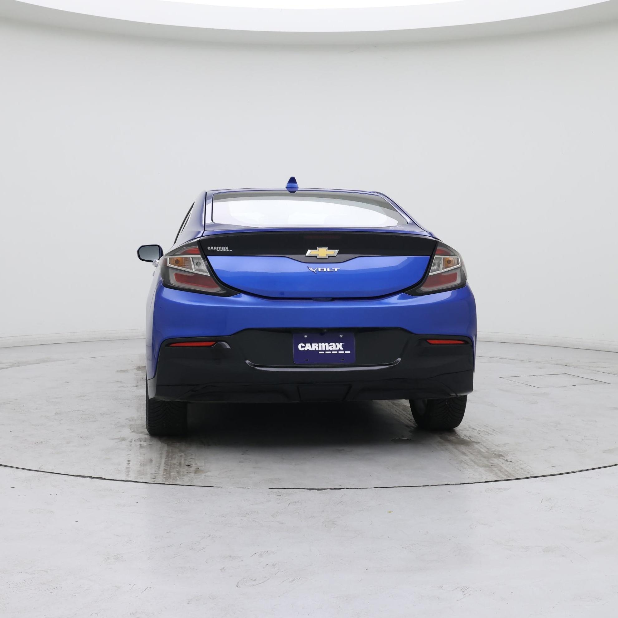Thumbnail: 2017 Chevrolet Volt - 6