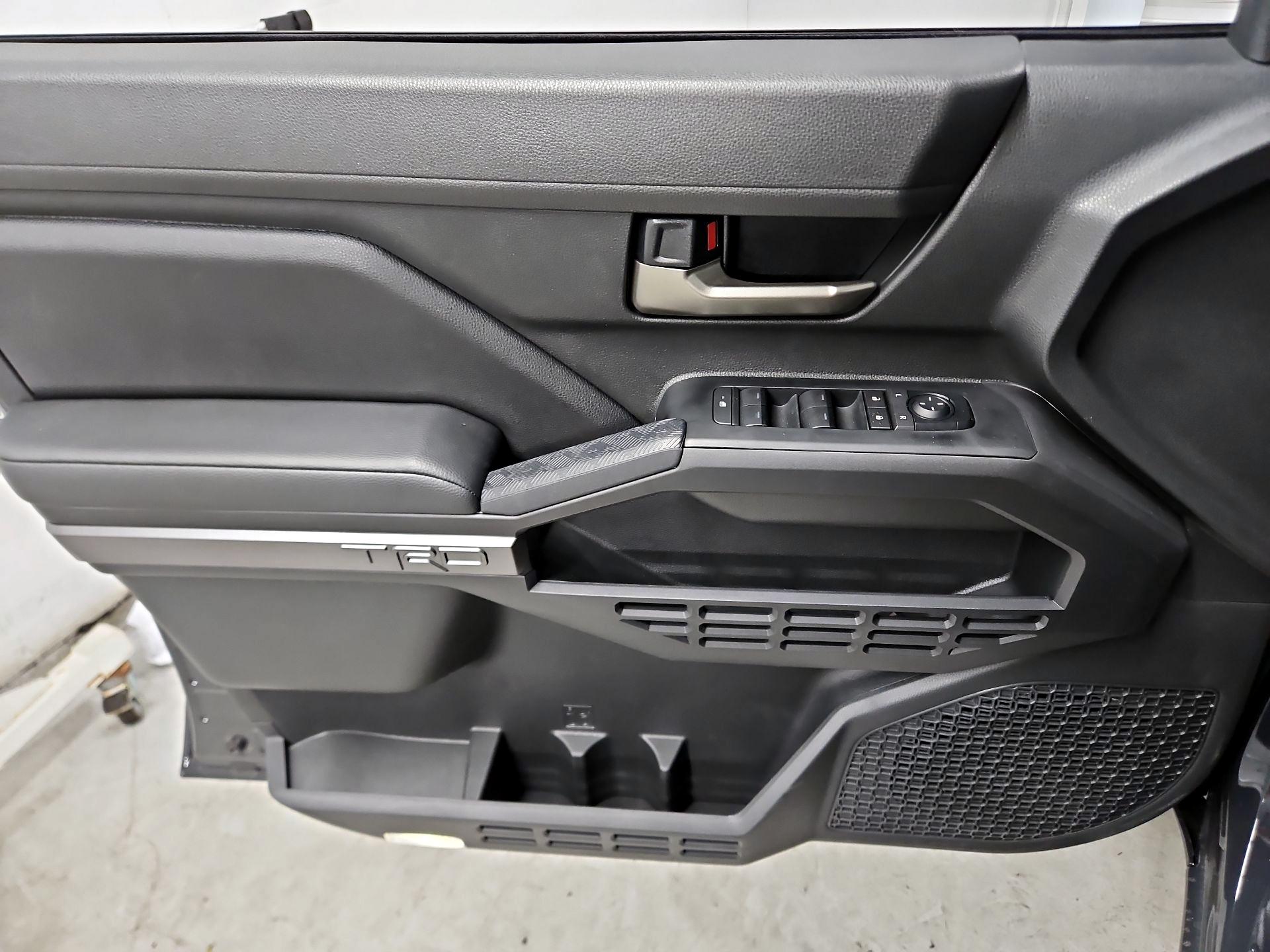 Thumbnail: 2025 Toyota Tacoma - 12