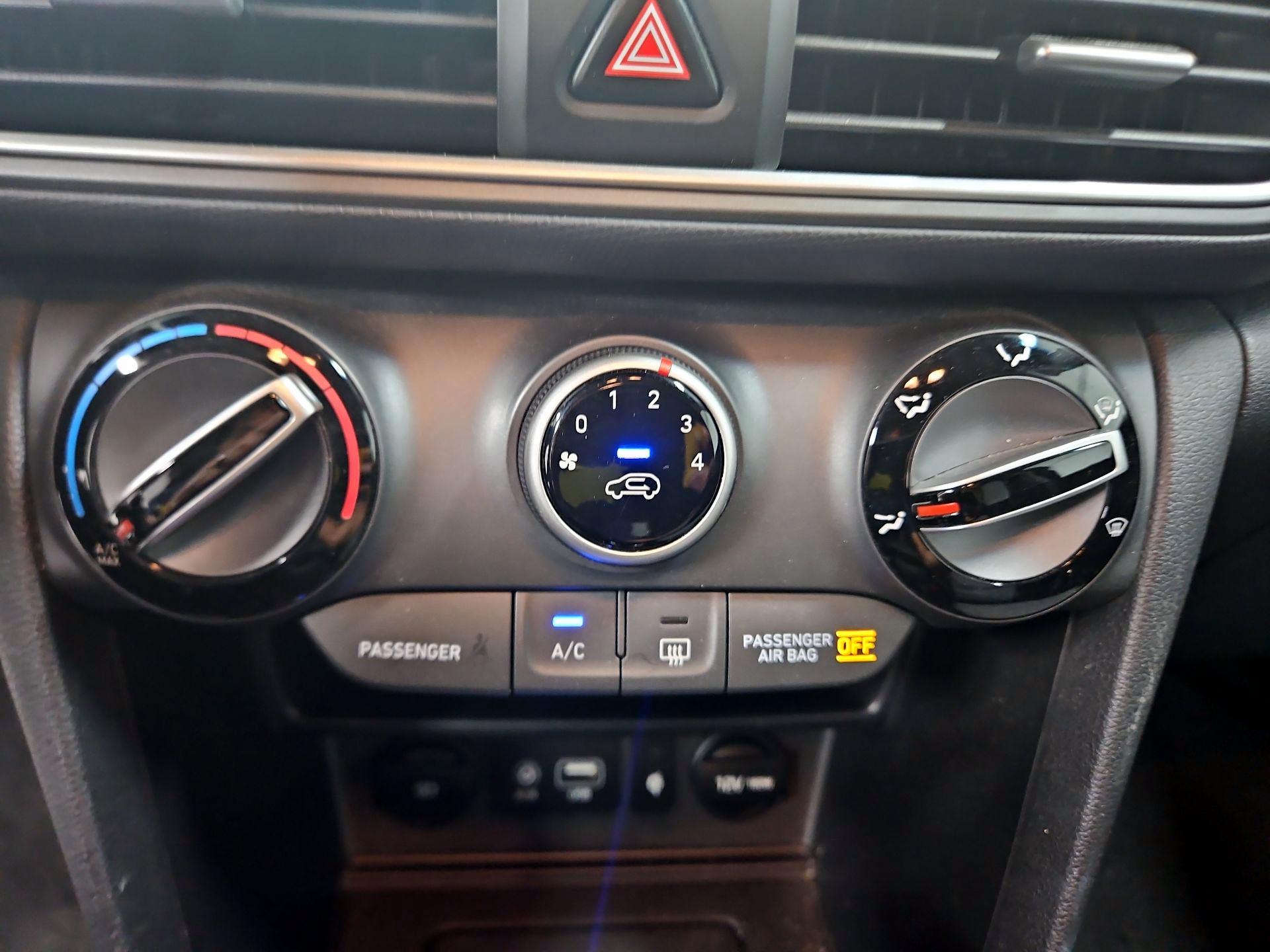 Thumbnail: 2021 Hyundai Kona - 16