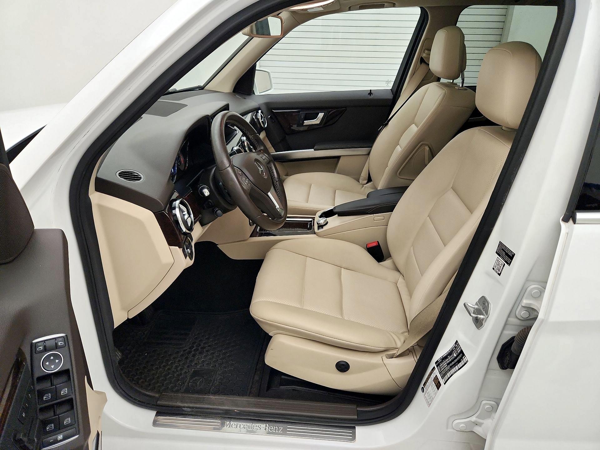 Thumbnail: 2014 Mercedes-Benz GLK - 11