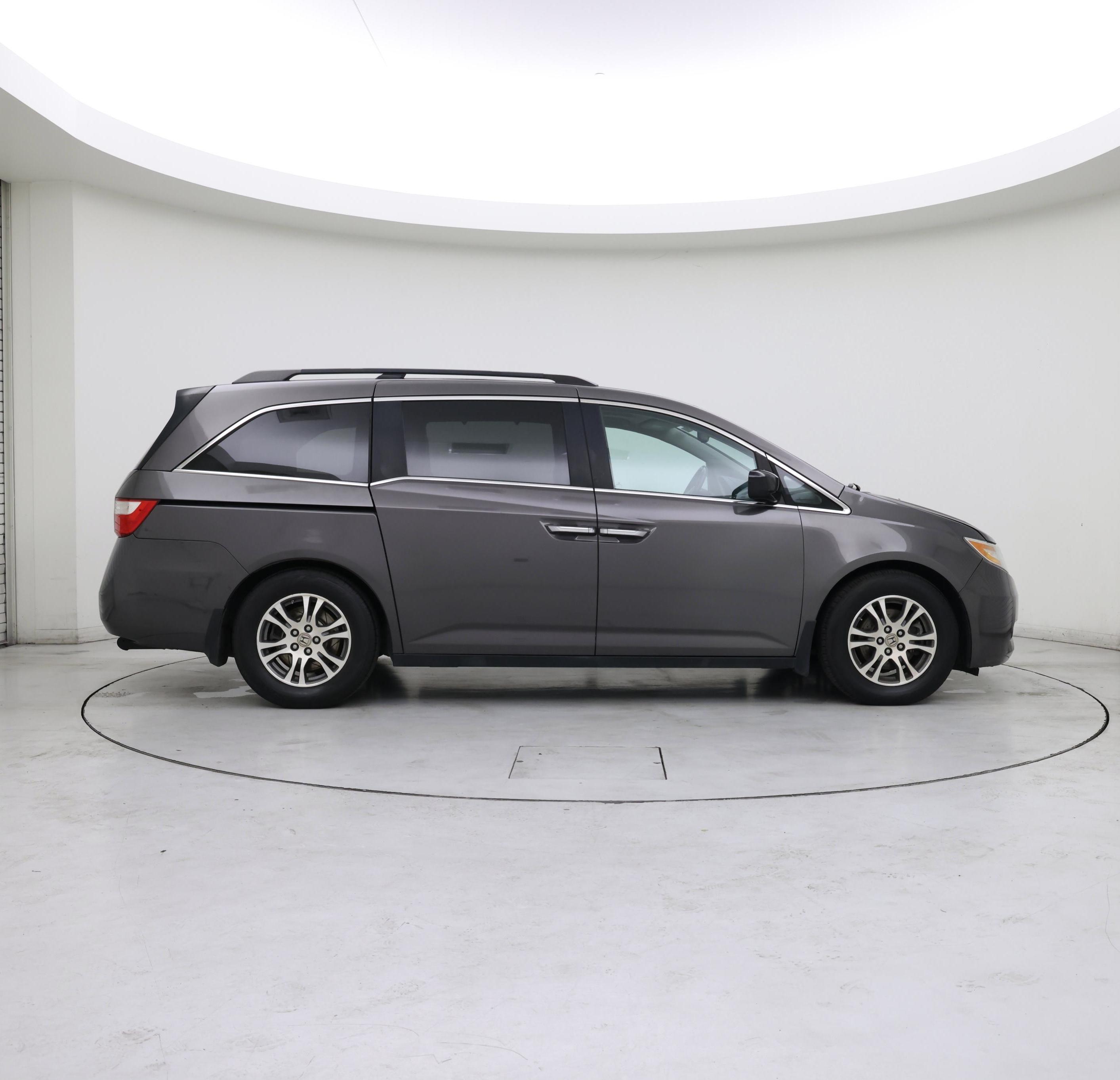 Thumbnail: 2013 Honda Odyssey - 7