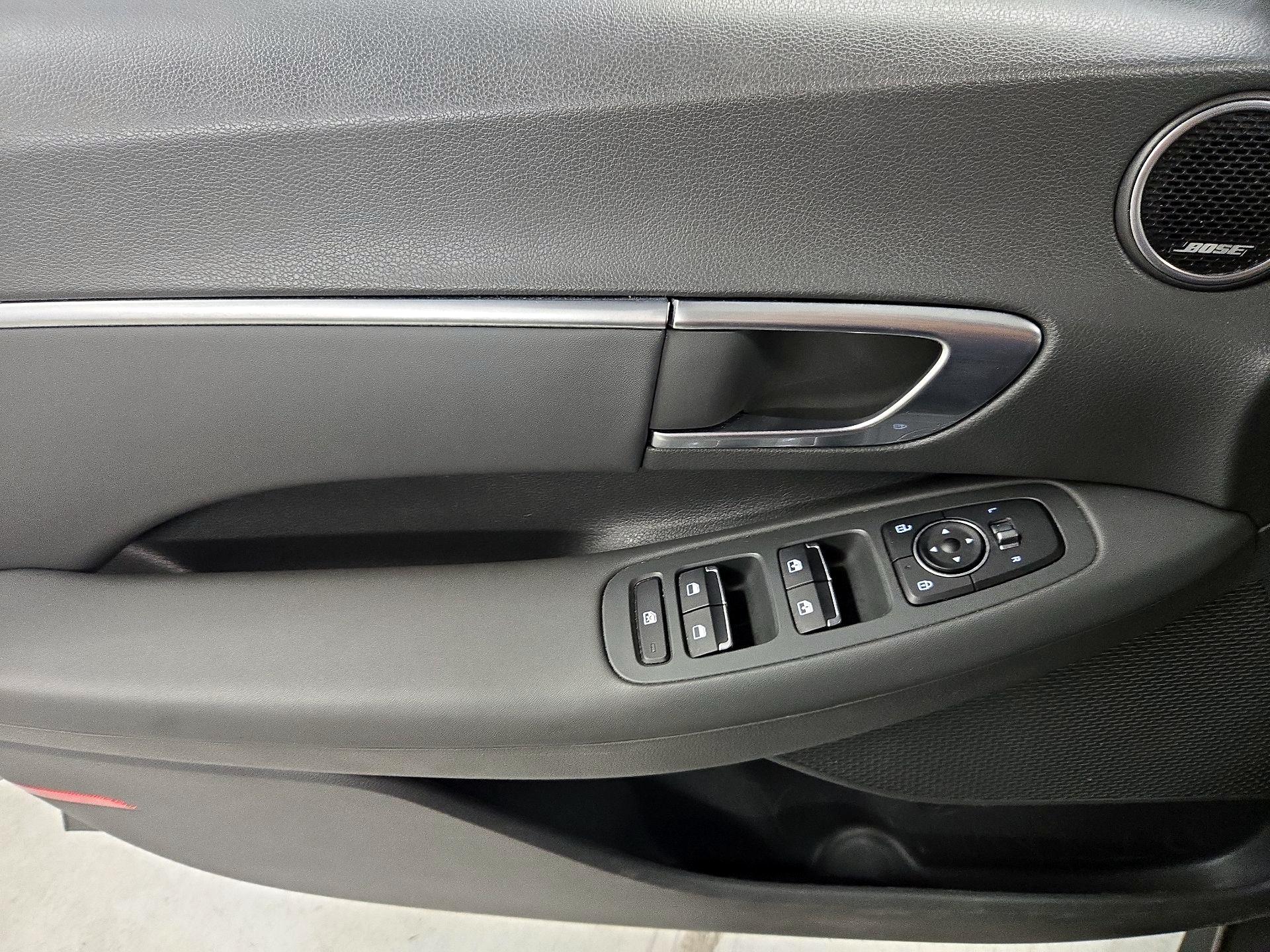 Thumbnail: 2020 Hyundai Sonata - 12