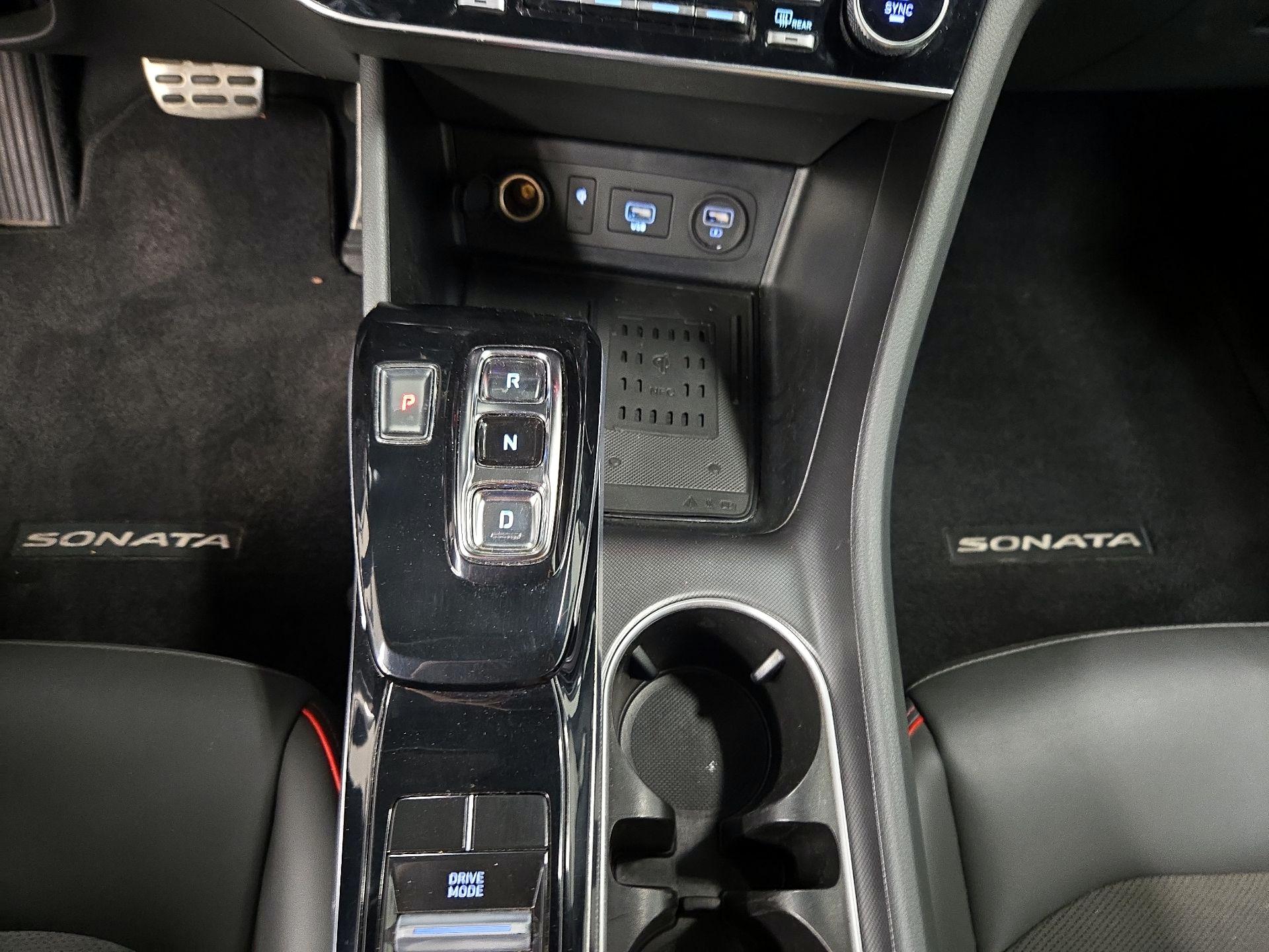Thumbnail: 2020 Hyundai Sonata - 18