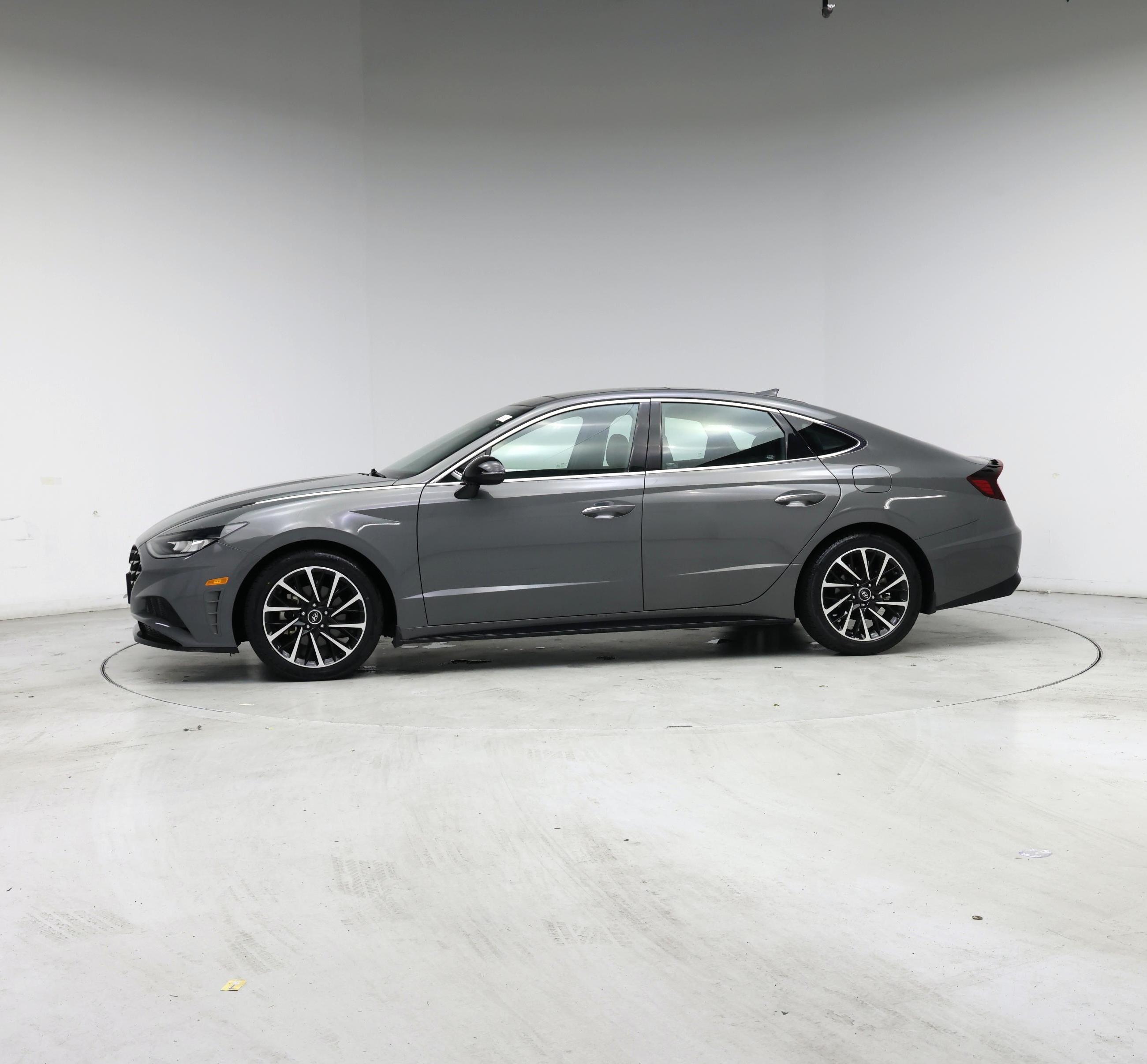 Thumbnail: 2020 Hyundai Sonata - 3
