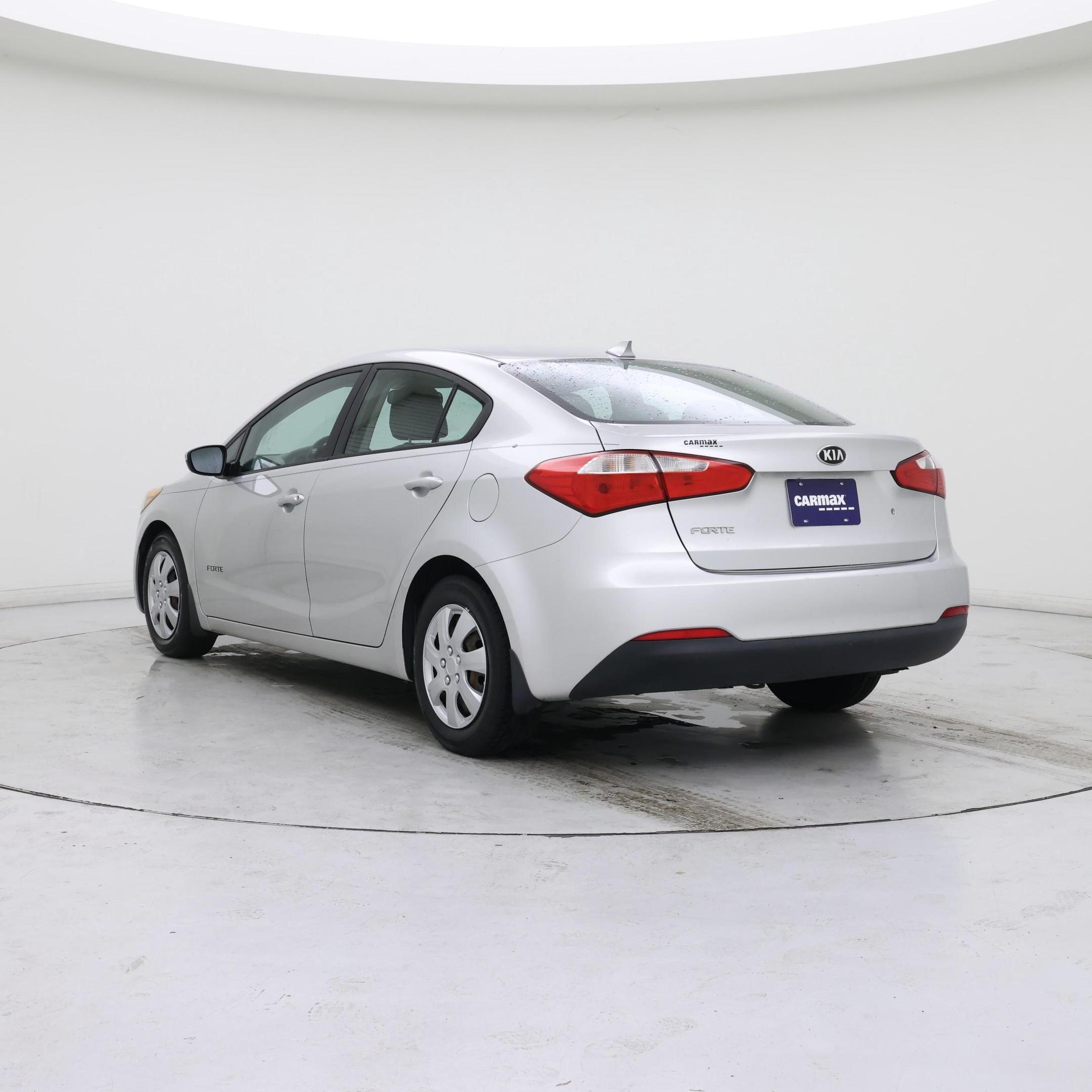 Thumbnail: 2015 Kia Forte - 2