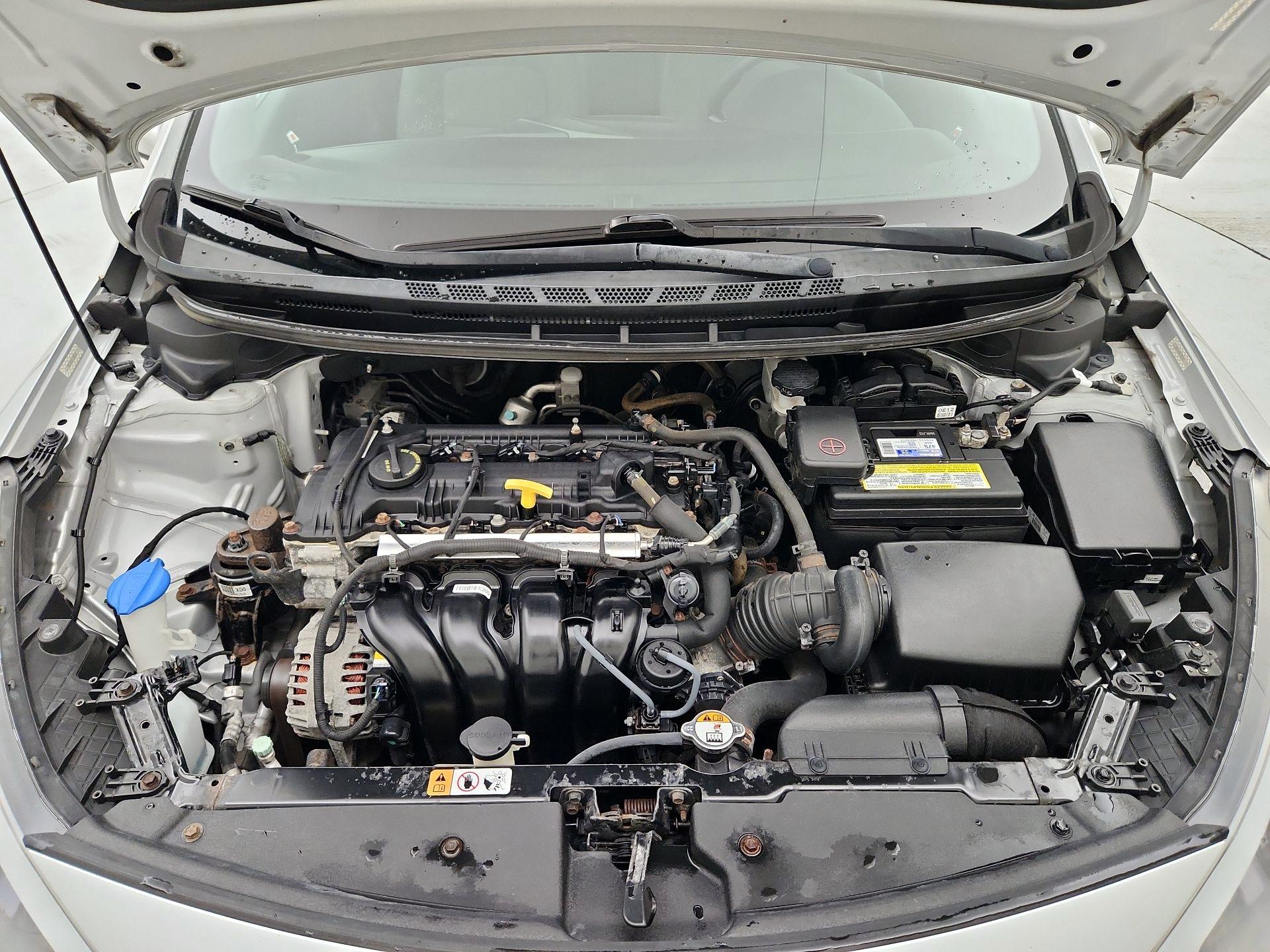 Thumbnail: 2015 Kia Forte - 20
