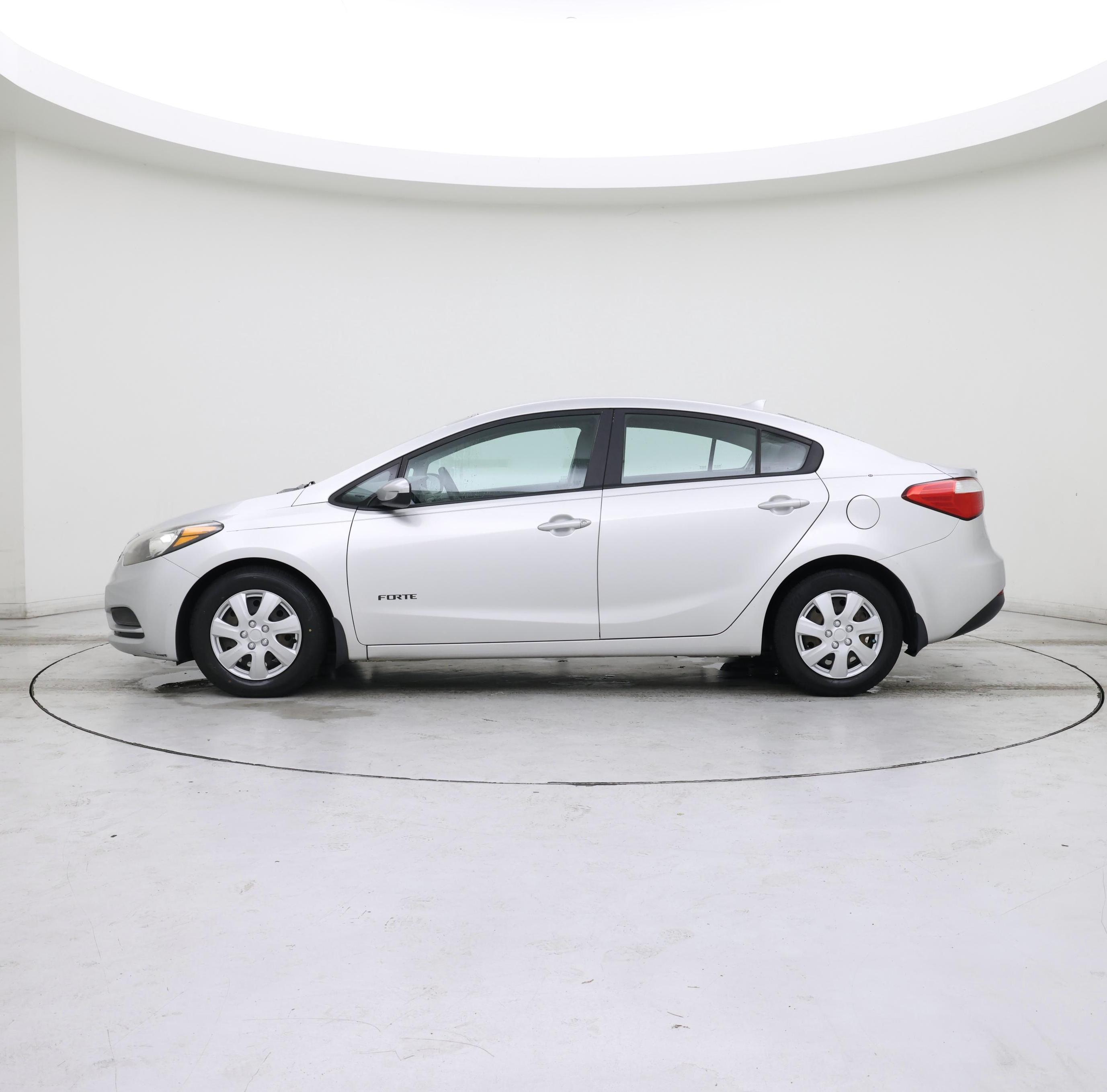 Thumbnail: 2015 Kia Forte - 3