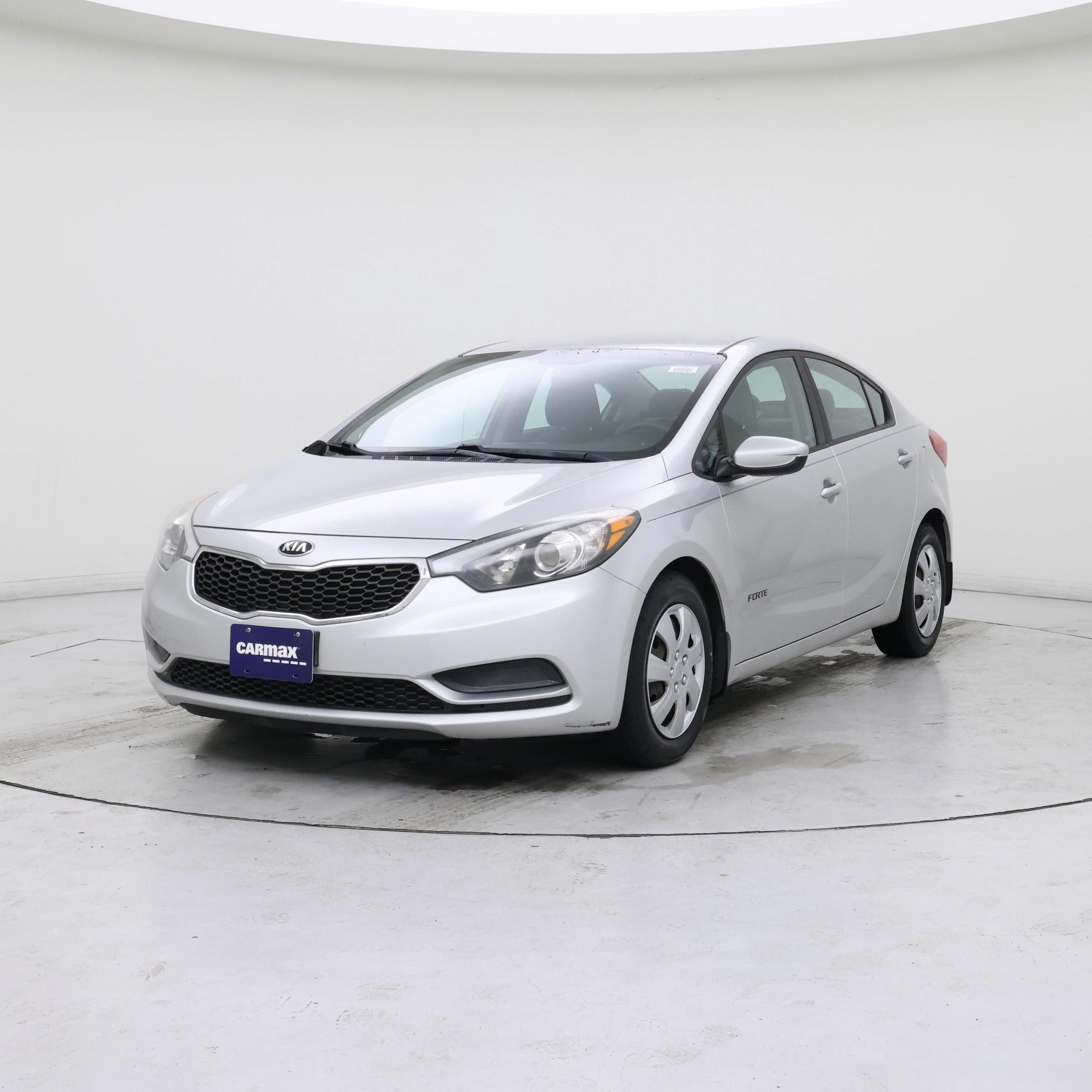 Thumbnail: 2015 Kia Forte - 4