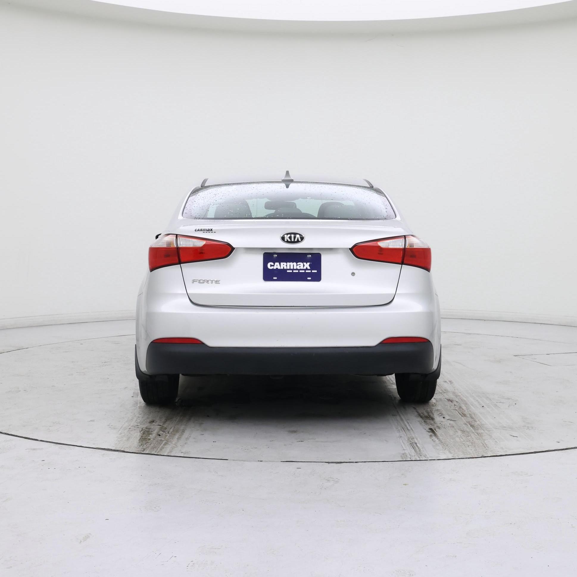Thumbnail: 2015 Kia Forte - 6