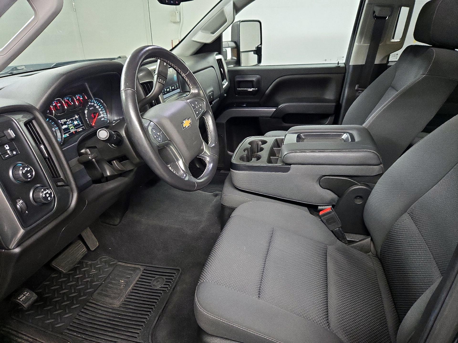Thumbnail: 2019 Chevrolet Silverado 2500 - 11