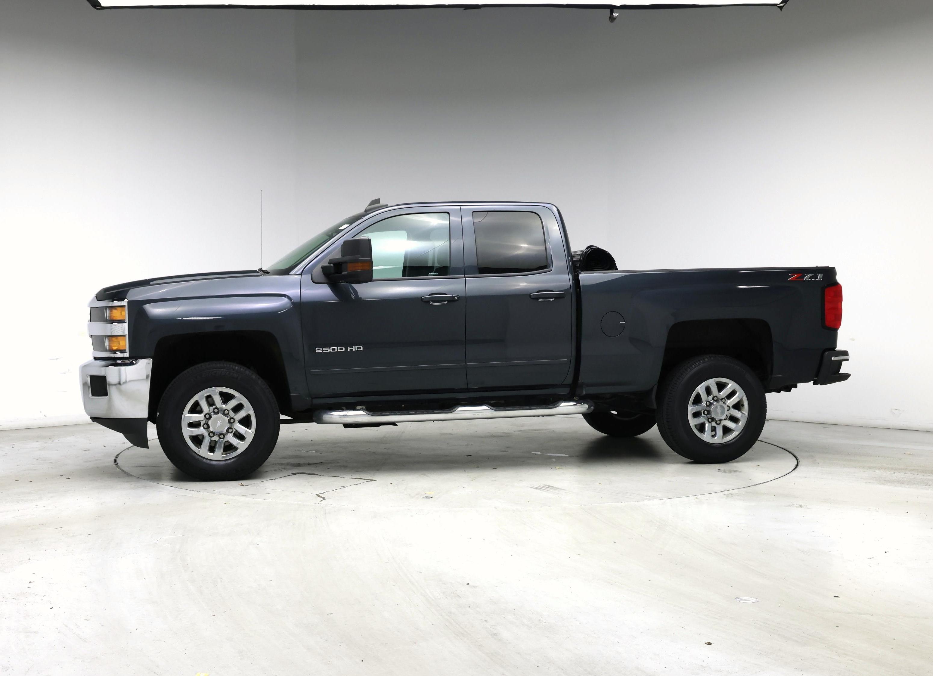 Thumbnail: 2019 Chevrolet Silverado 2500 - 3