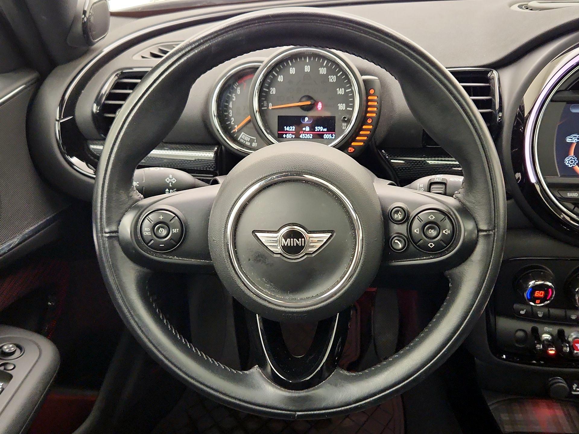 Thumbnail: 2017 MINI Cooper Clubman - 10