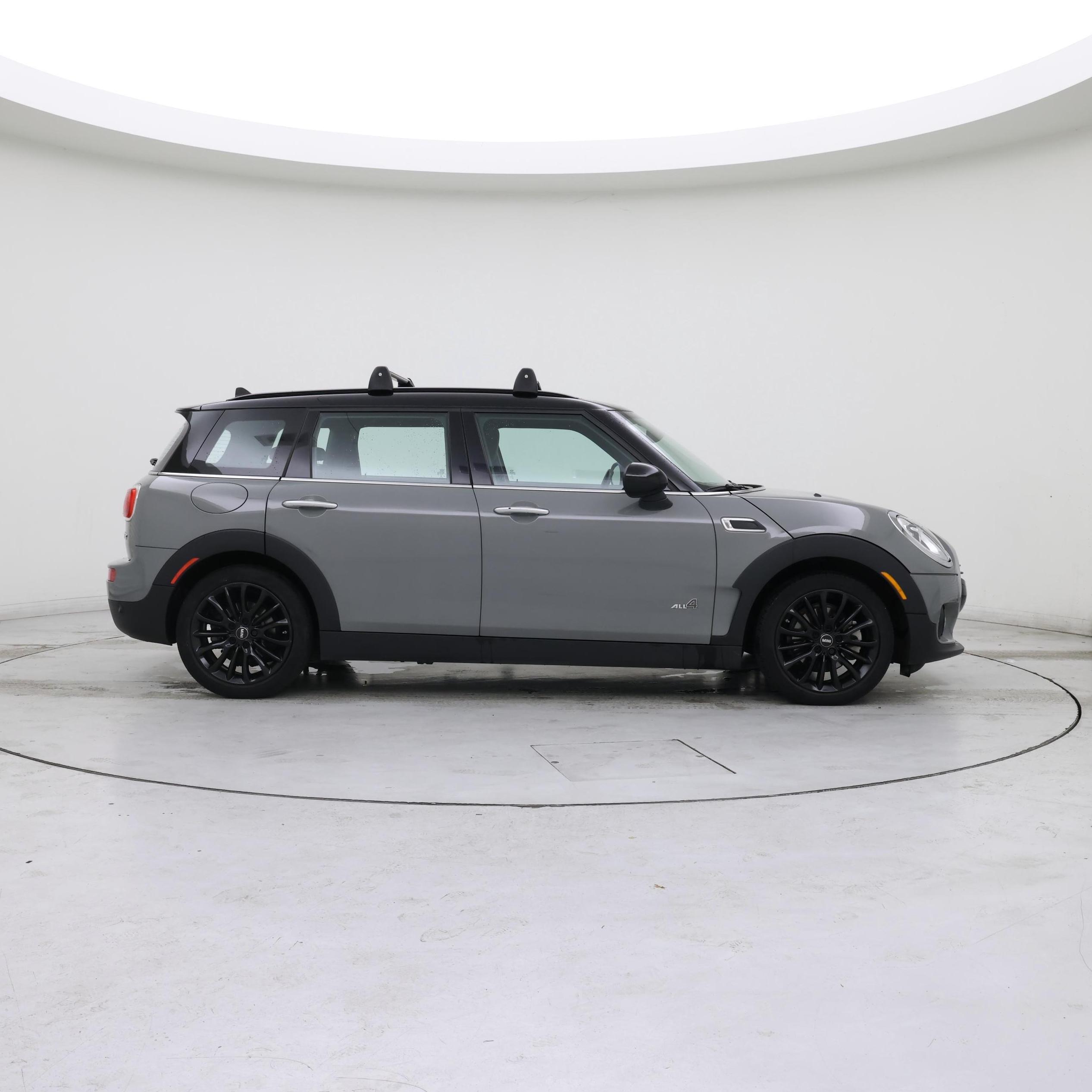 Thumbnail: 2017 MINI Cooper Clubman - 7