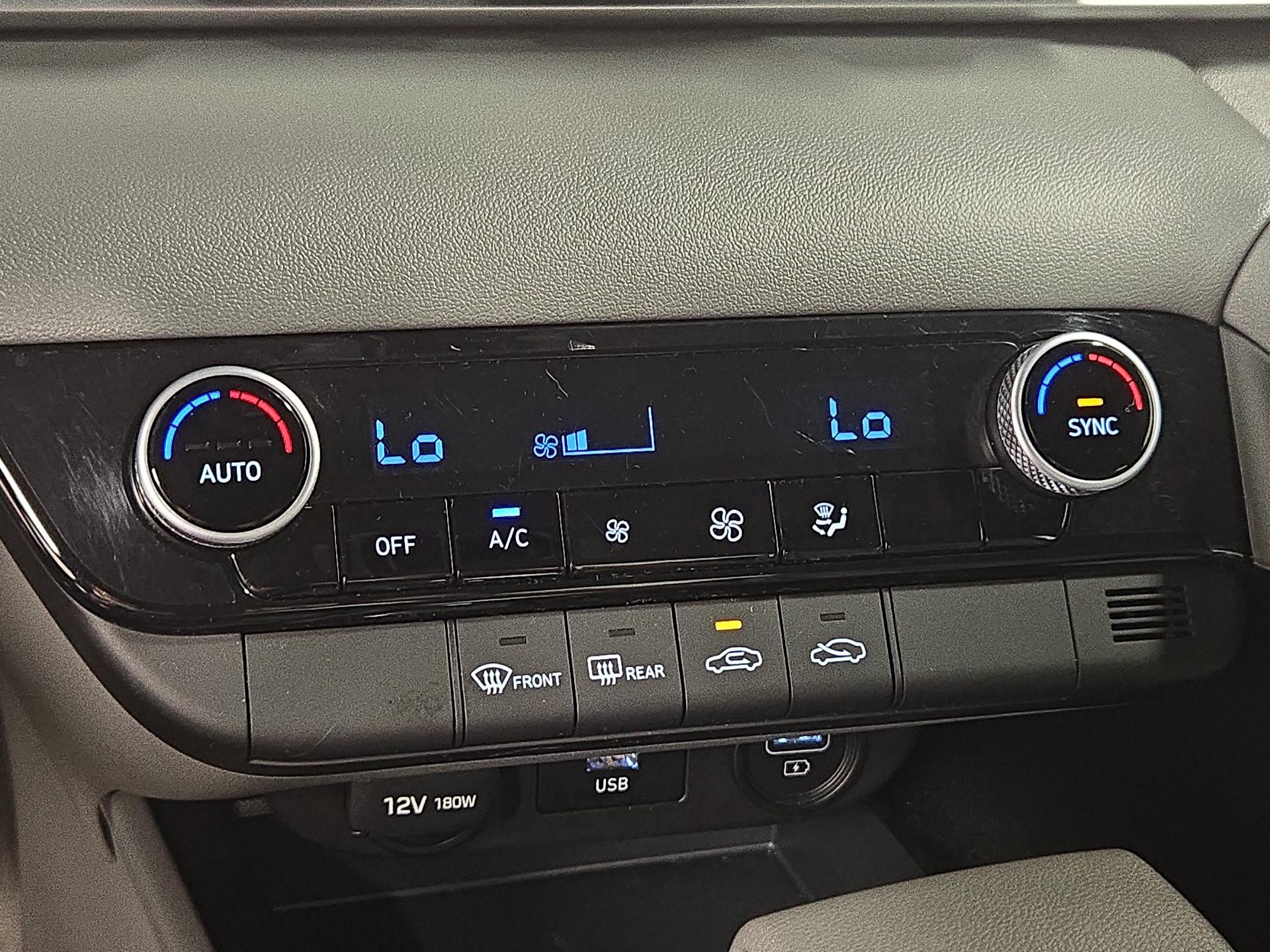 Thumbnail: 2023 Hyundai Elantra - 16