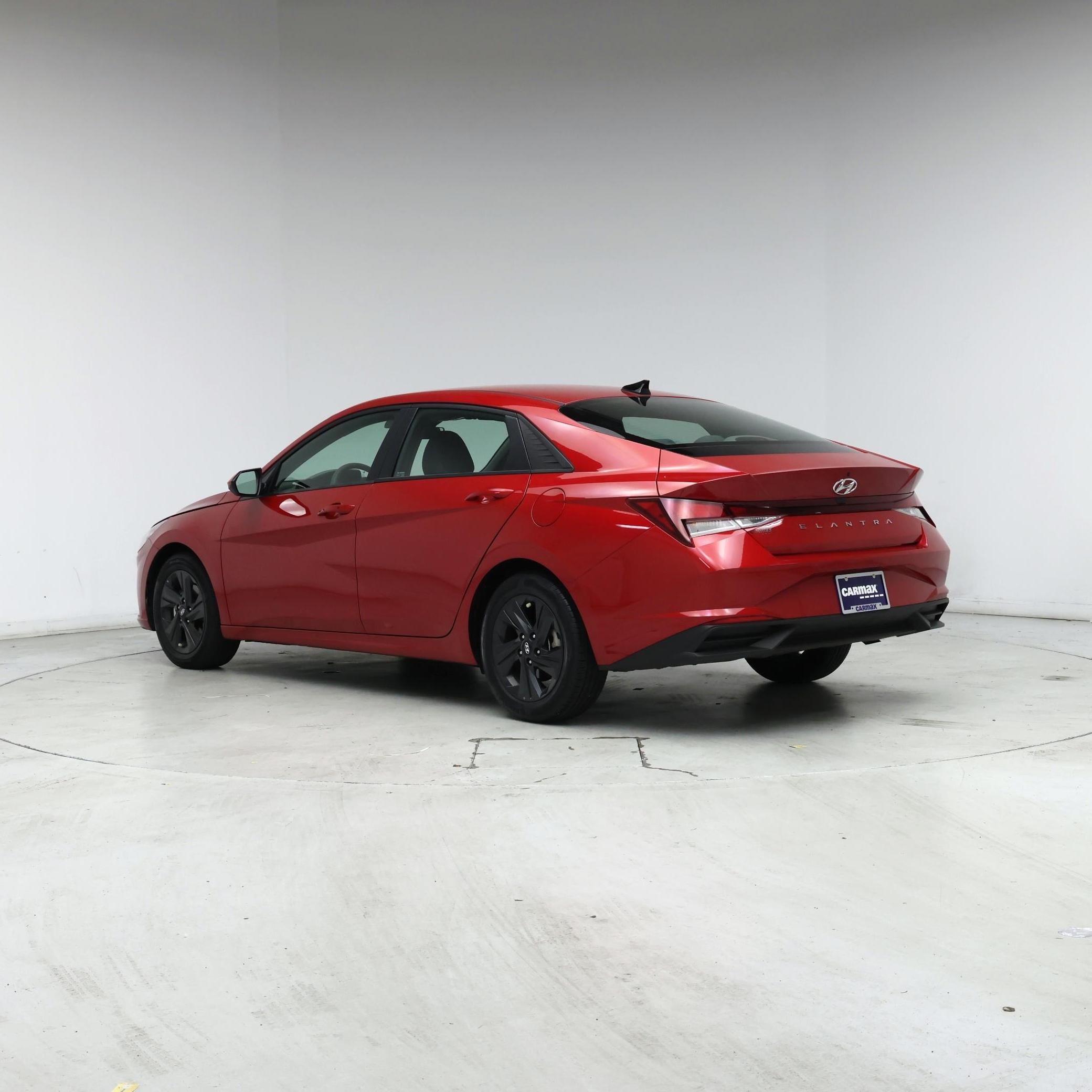 Thumbnail: 2023 Hyundai Elantra - 2