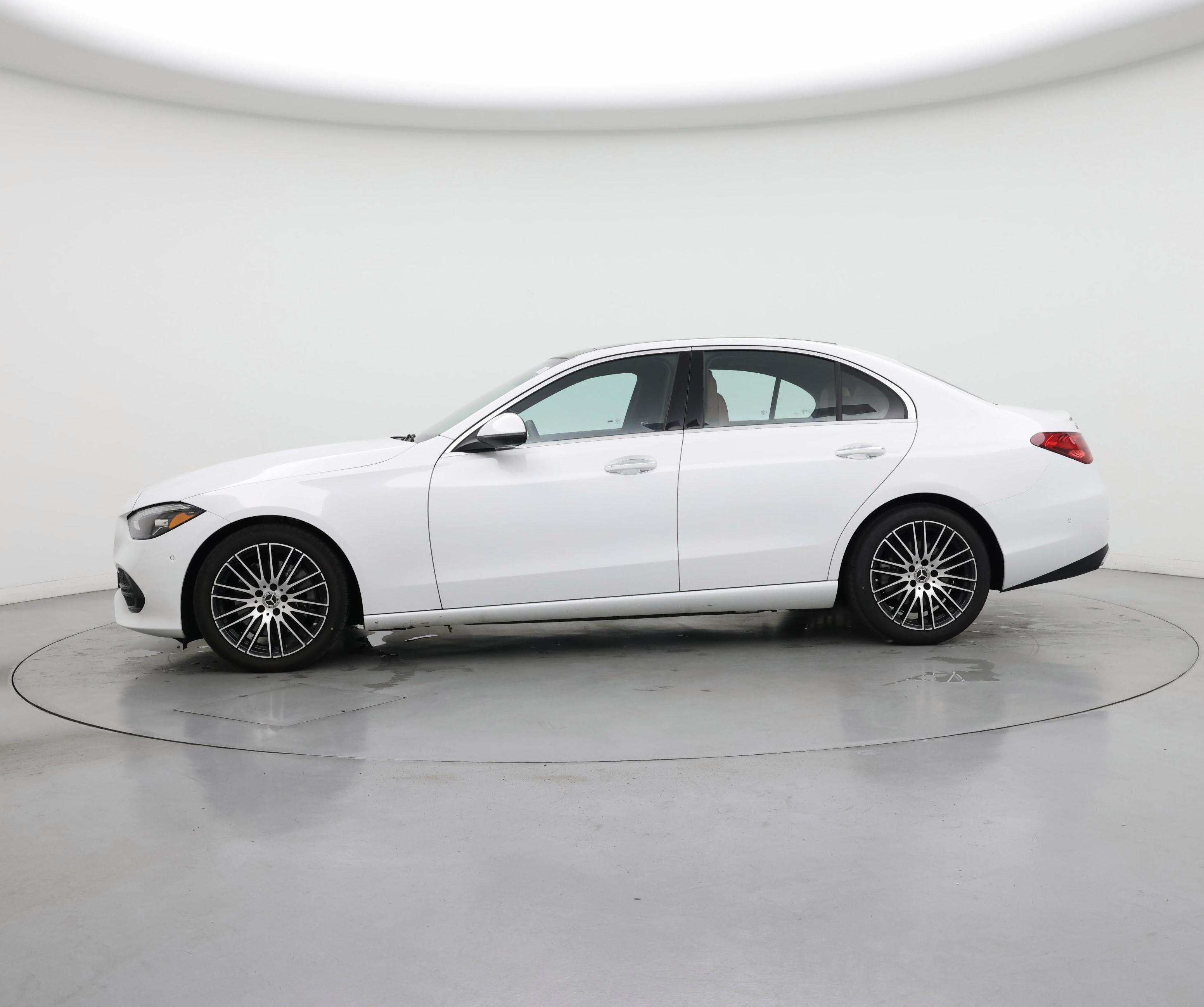 Thumbnail: 2023 Mercedes-Benz C-Class - 3