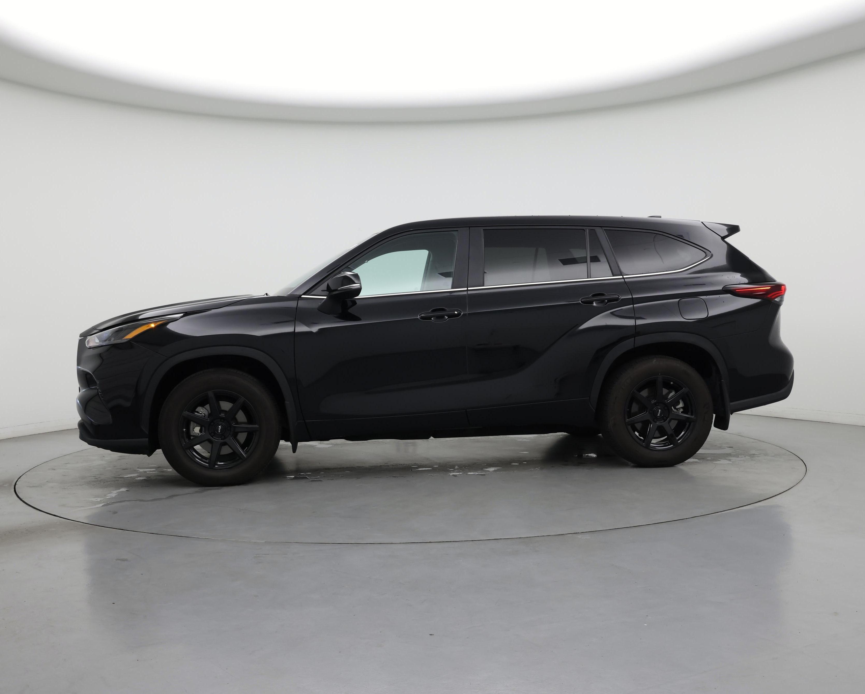 Thumbnail: 2024 Toyota Highlander - 3