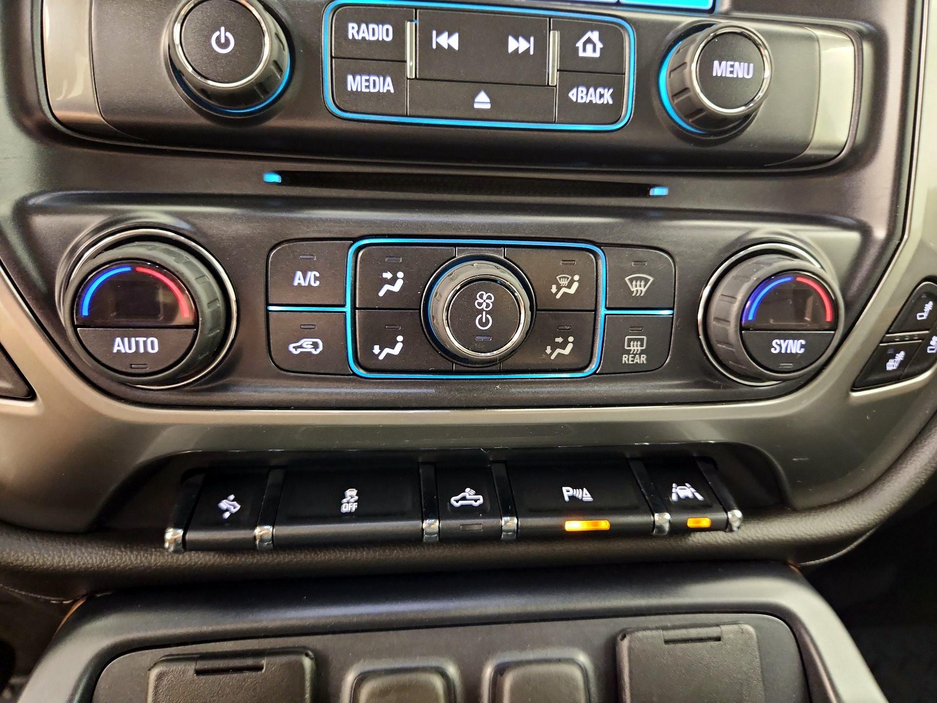 Thumbnail: 2018 Chevrolet Silverado 1500 - 17