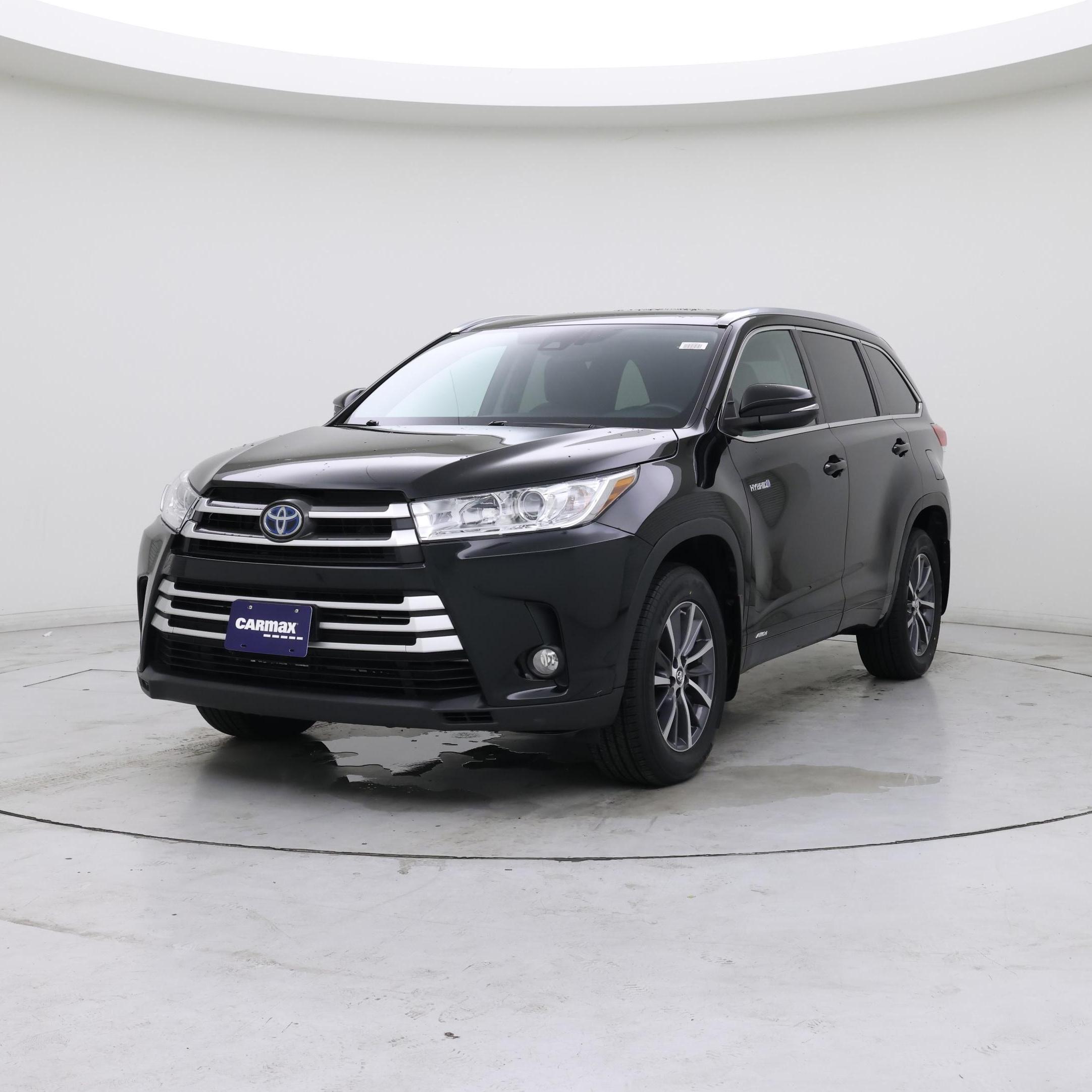 Thumbnail: 2017 Toyota Highlander - 4