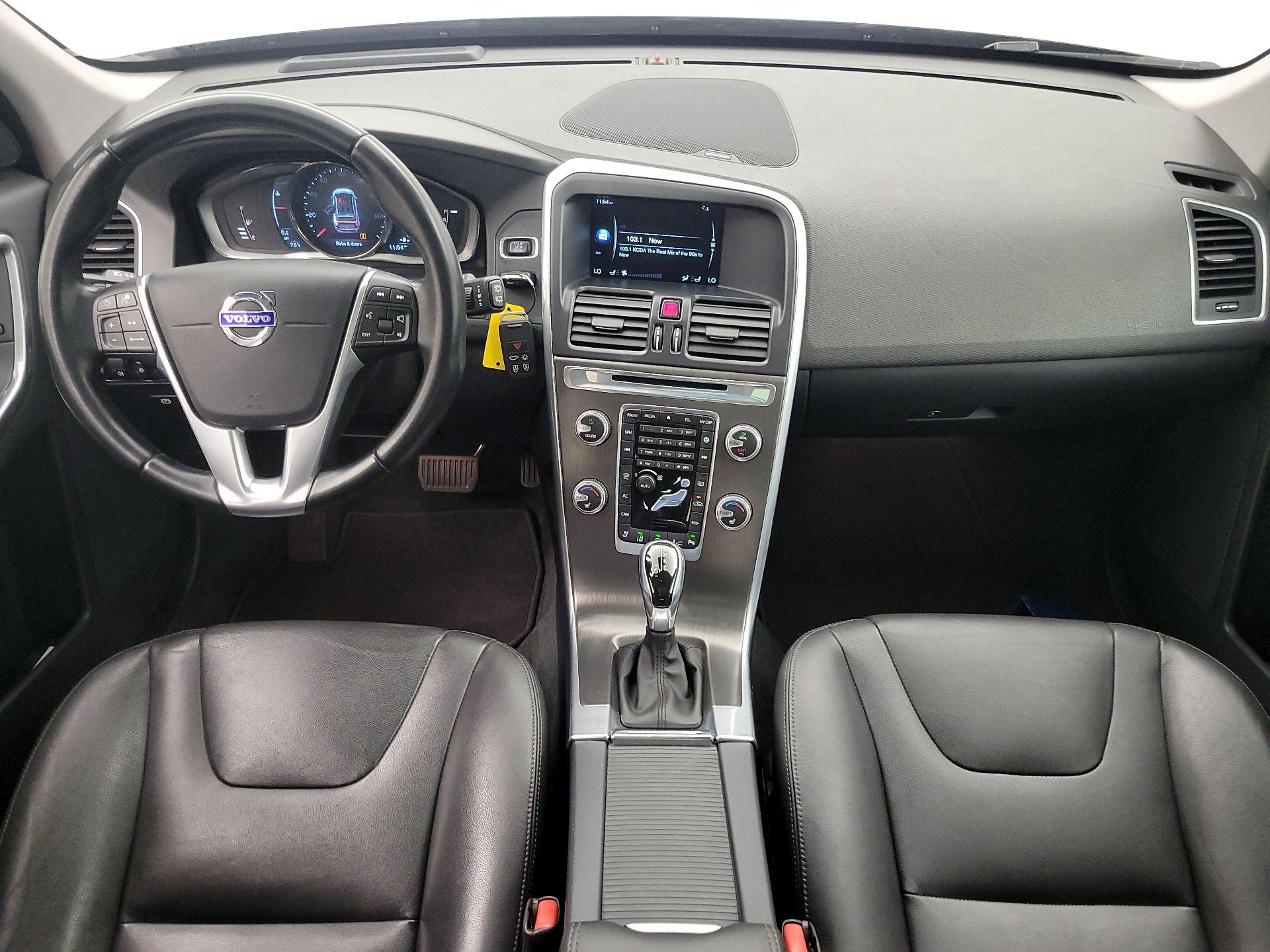Thumbnail: 2015 Volvo XC60 - 9