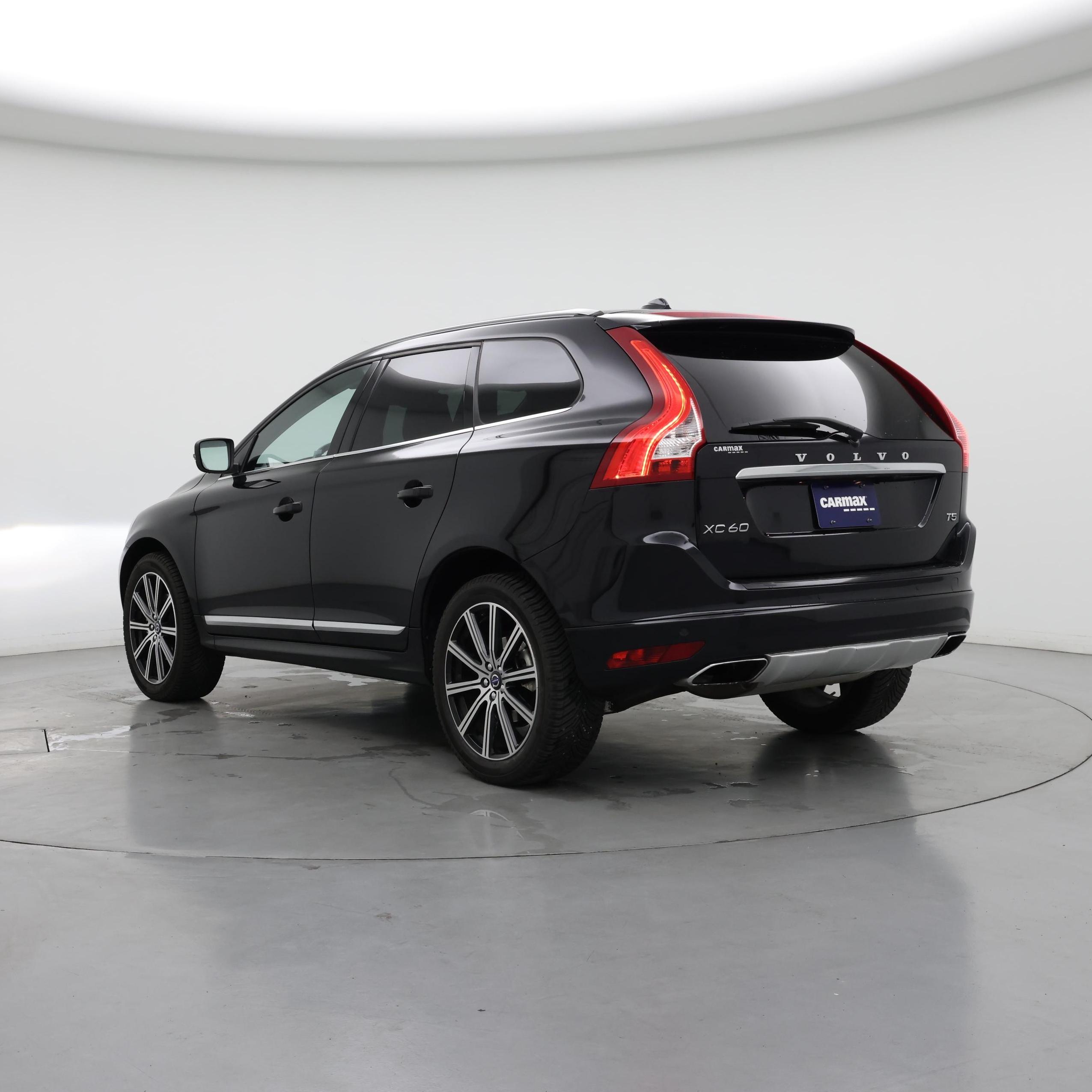 Thumbnail: 2015 Volvo XC60 - 2