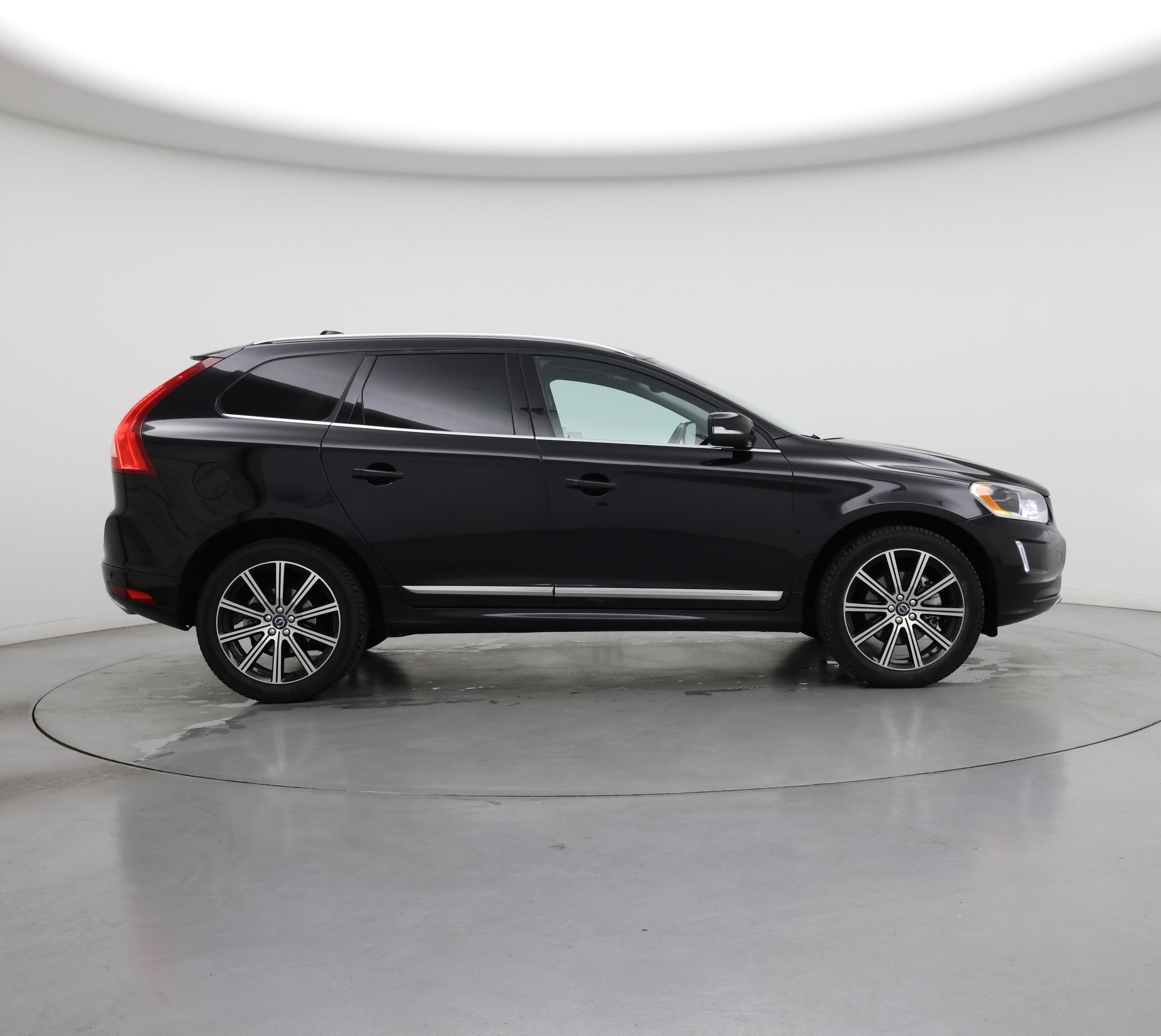 Thumbnail: 2015 Volvo XC60 - 7