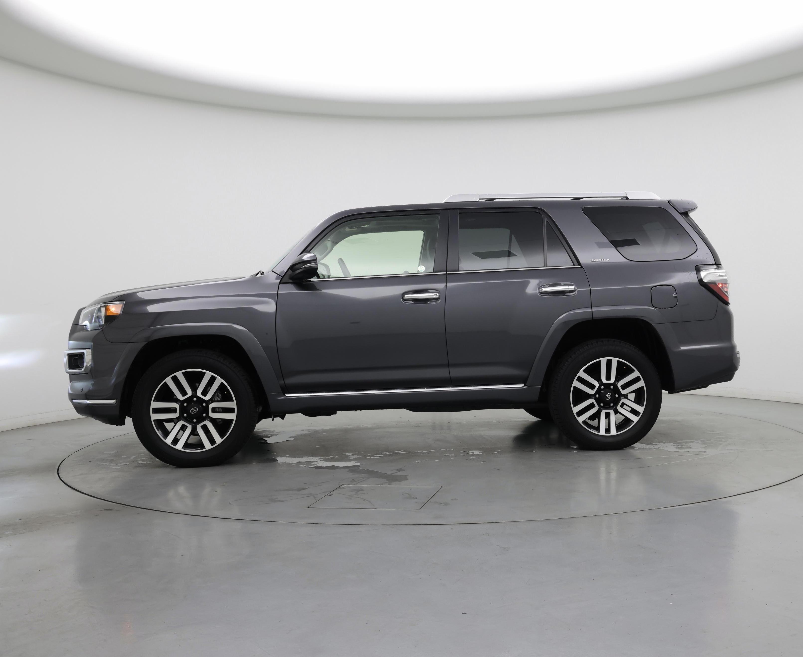 Thumbnail: 2023 Toyota 4Runner - 3
