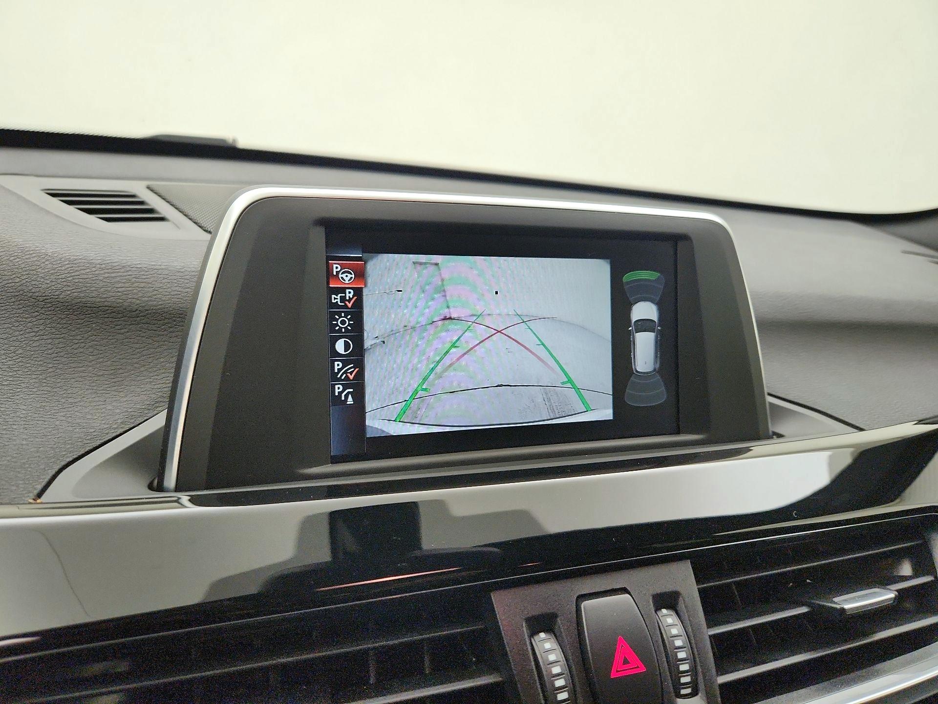 Thumbnail: 2016 BMW X1 - 15