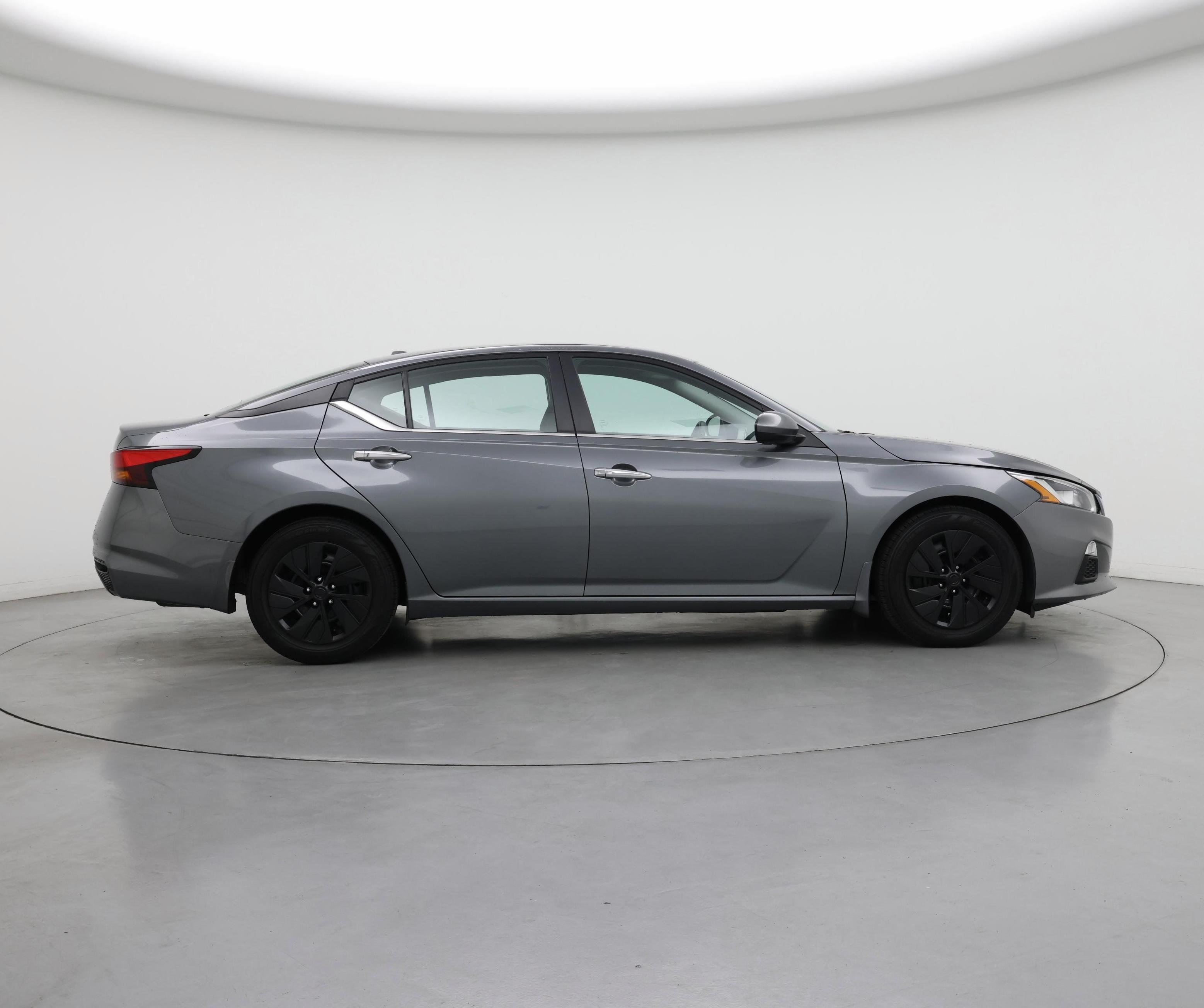 Thumbnail: 2020 Nissan Altima - 7