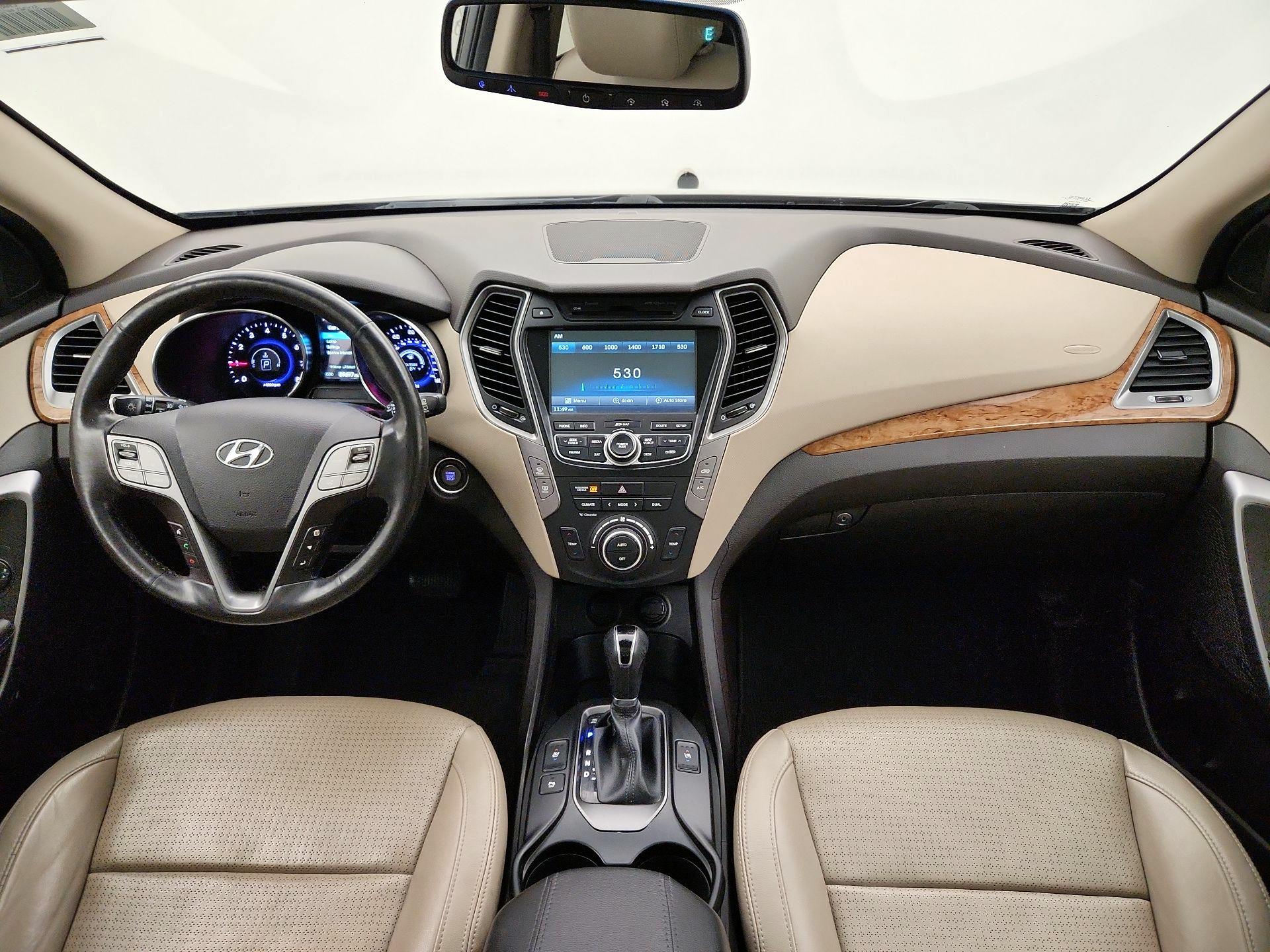 Thumbnail: 2015 Hyundai Santa Fe - 9