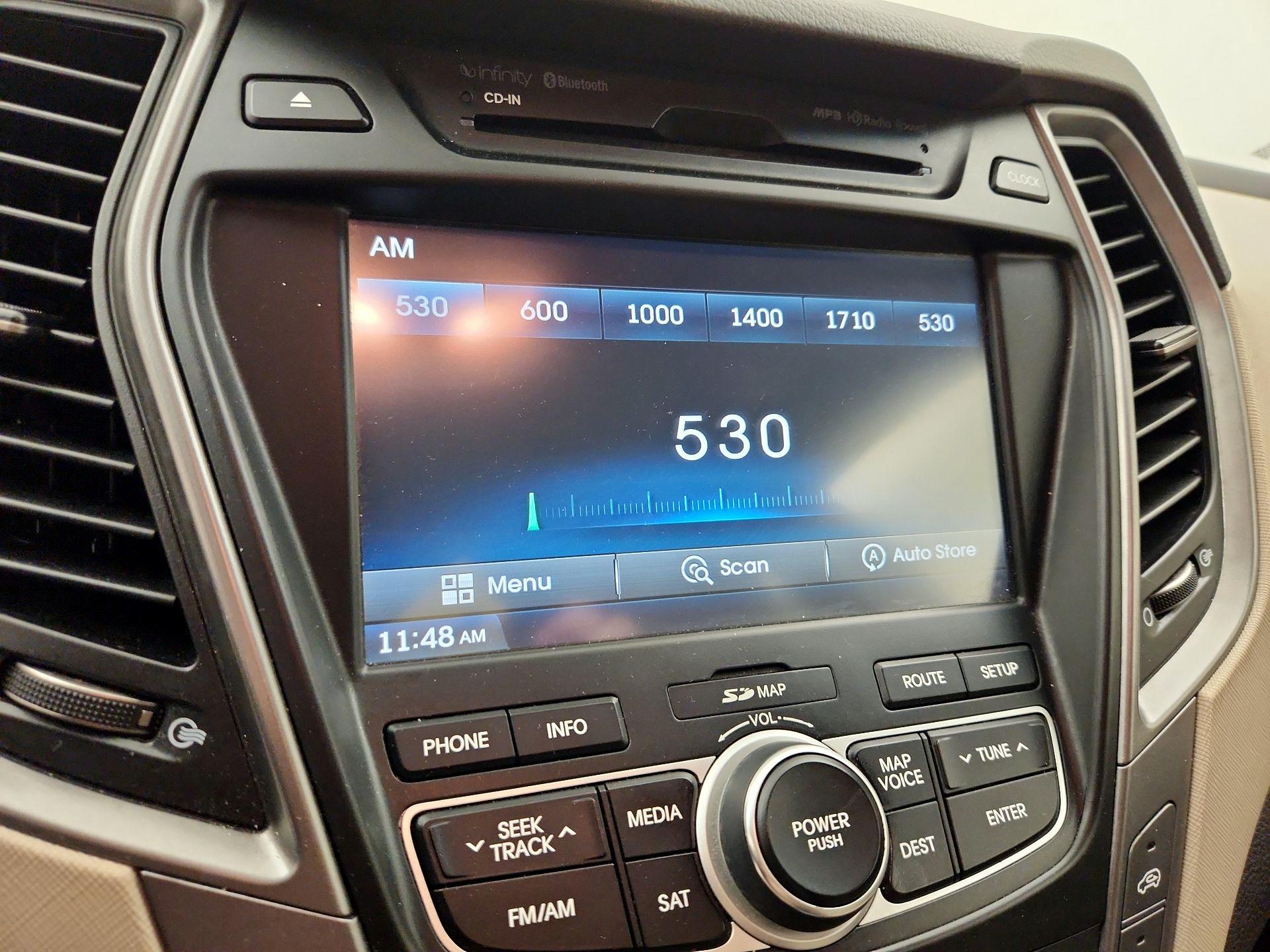 Thumbnail: 2015 Hyundai Santa Fe - 15