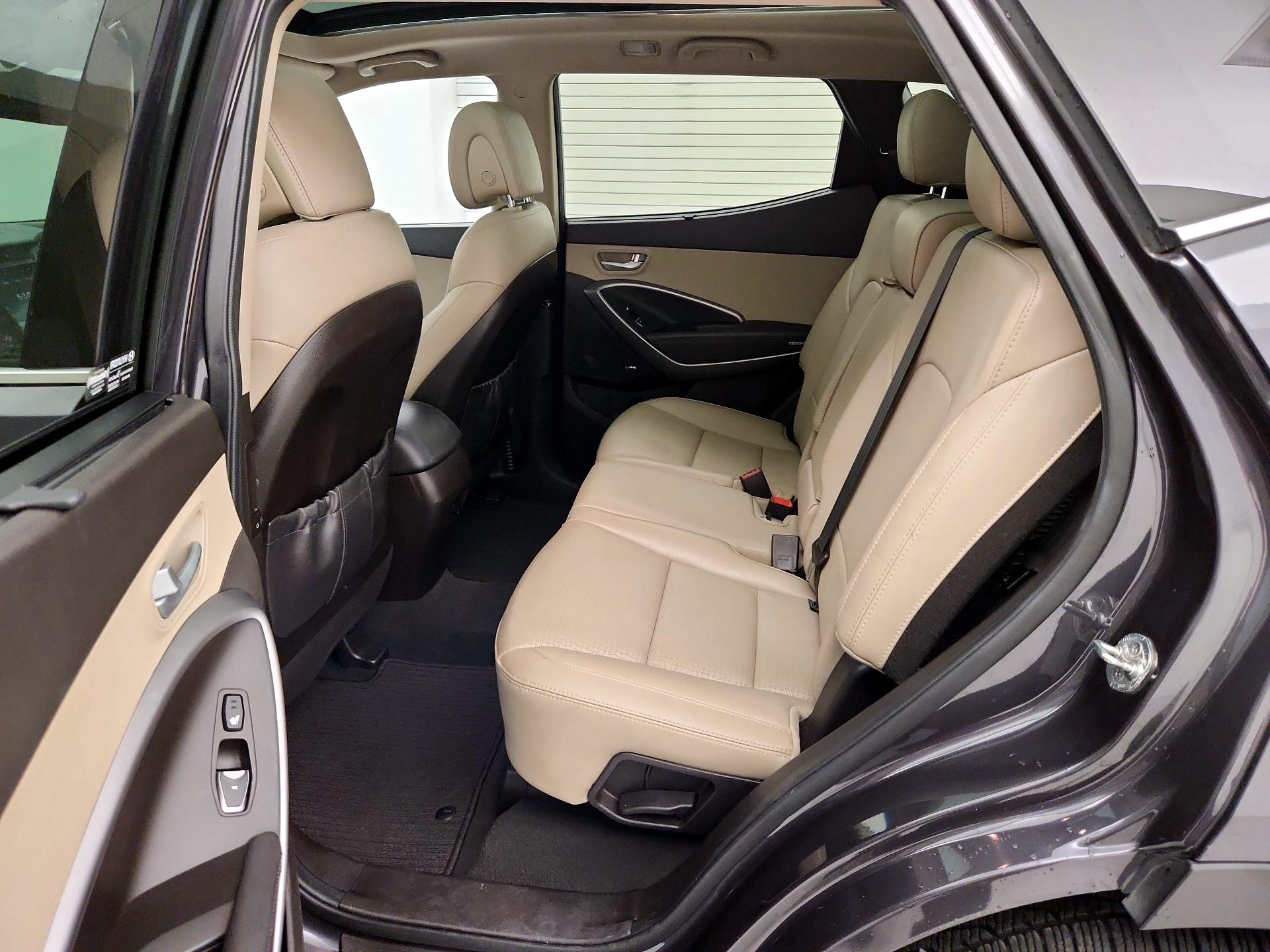 Thumbnail: 2015 Hyundai Santa Fe - 20