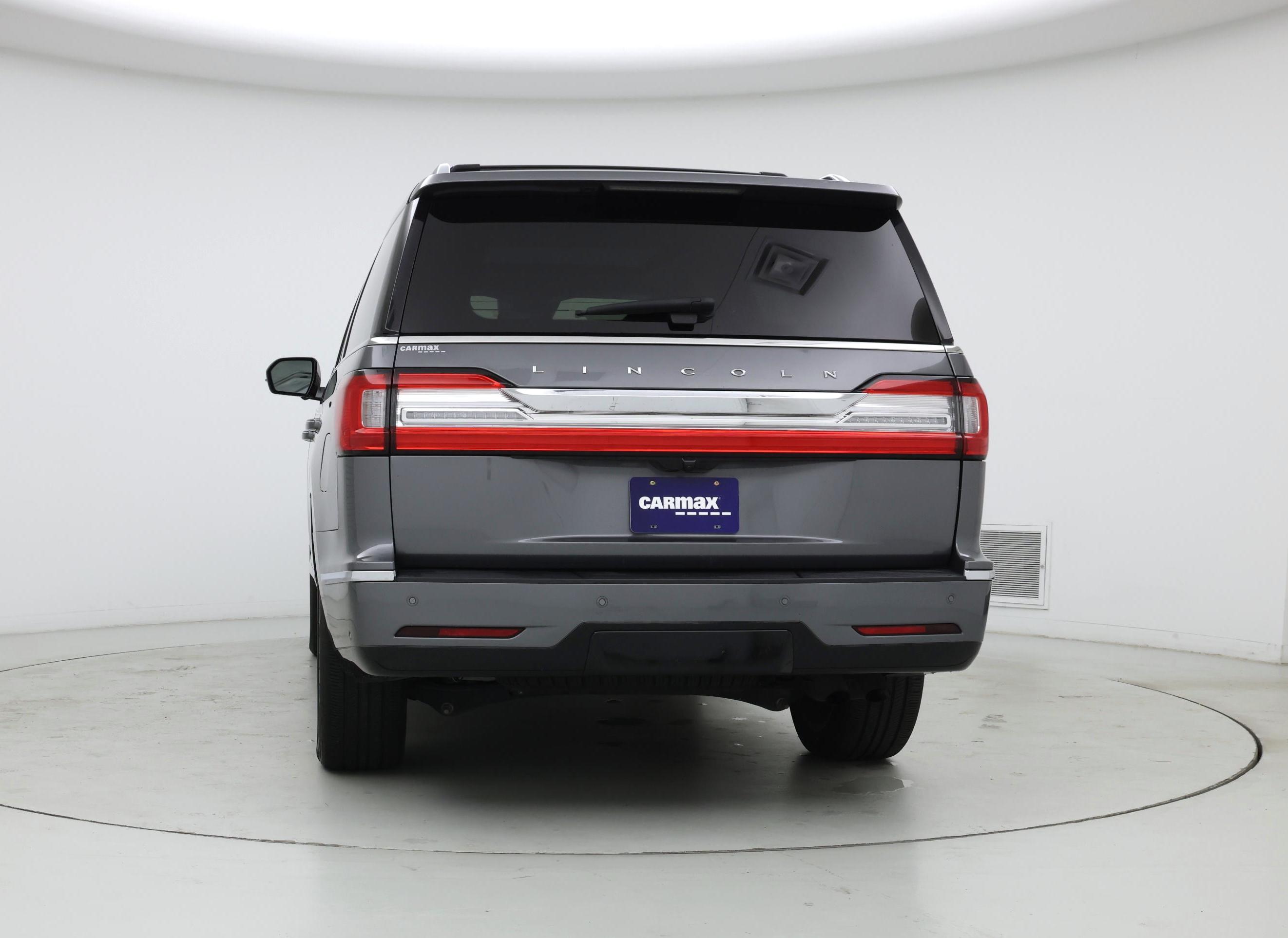 Thumbnail: 2021 Lincoln Navigator - 6