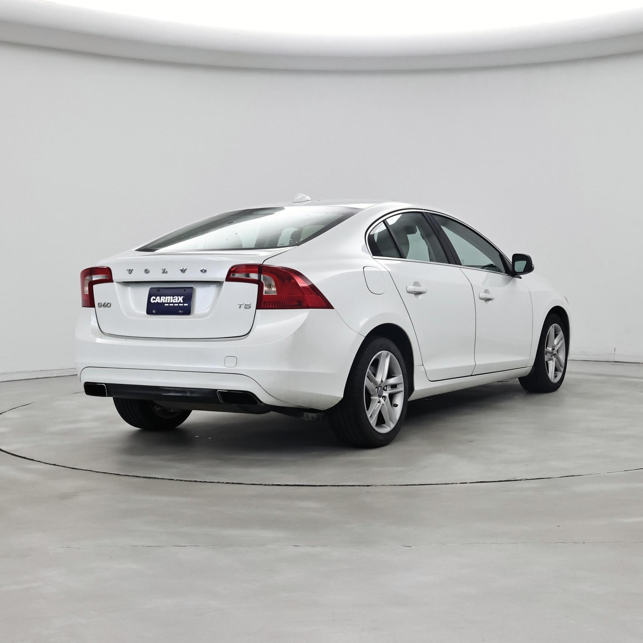 Thumbnail: 2015 Volvo S60 - 8