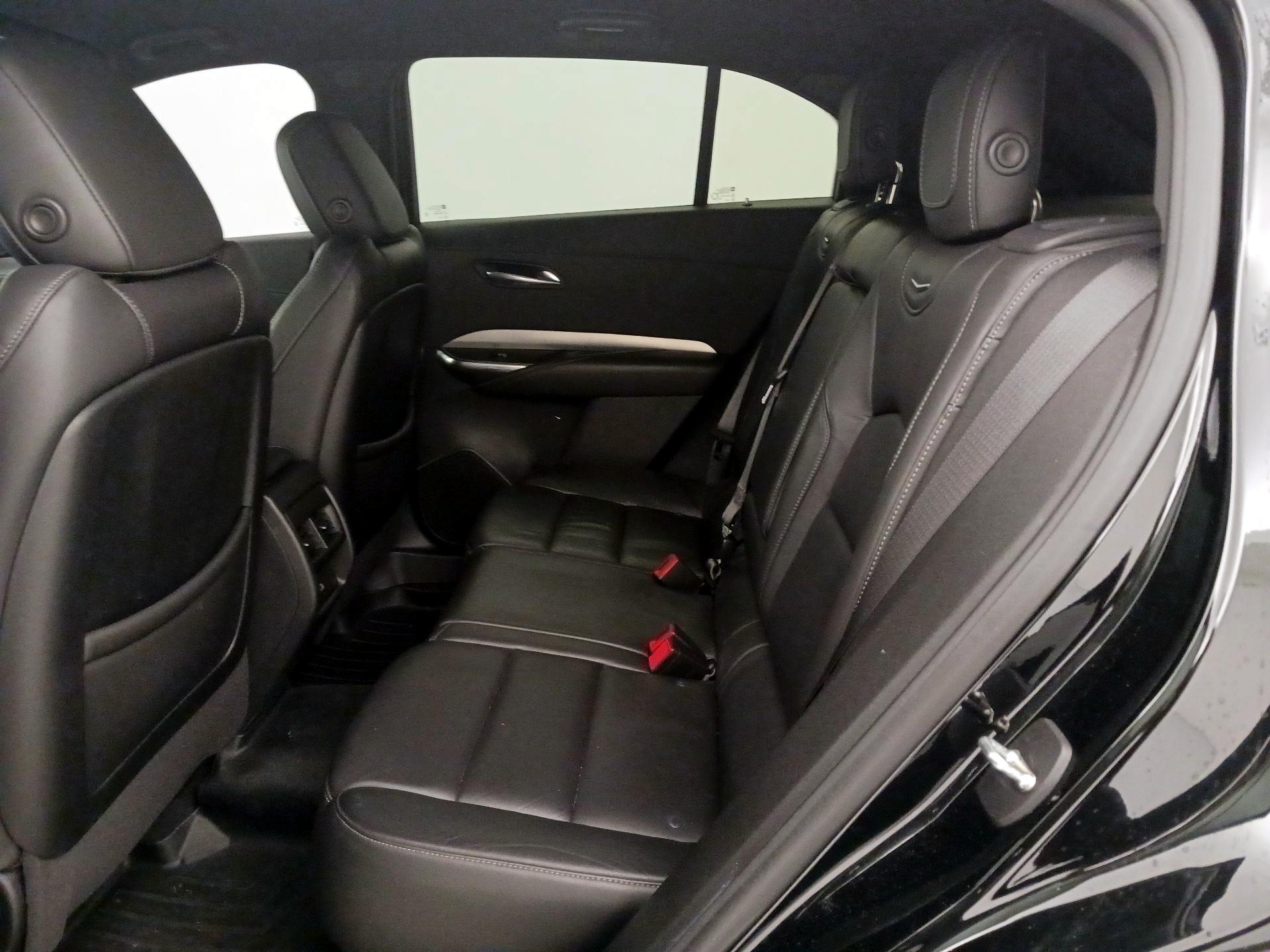 Thumbnail: 2020 Cadillac XT4 - 19