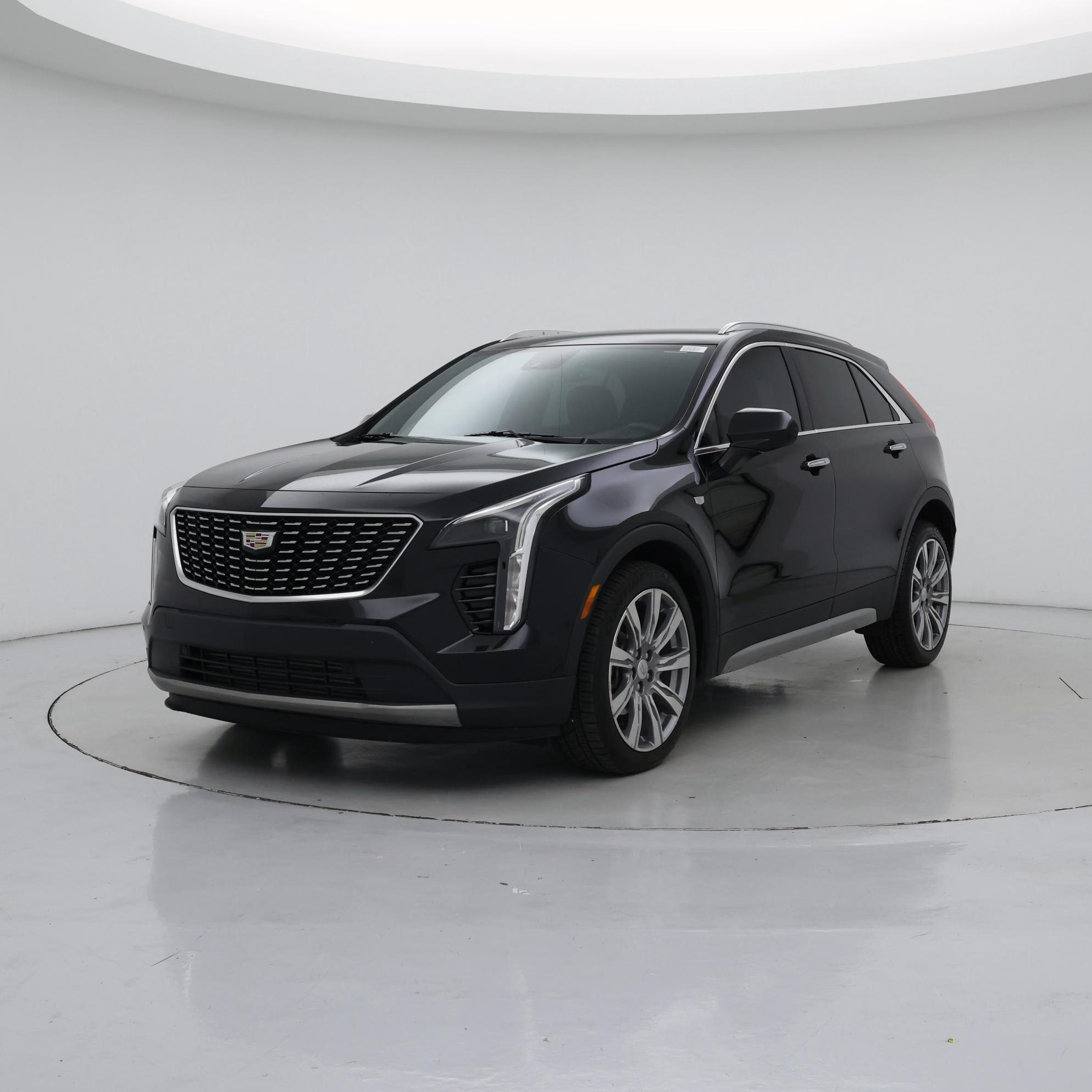 Thumbnail: 2020 Cadillac XT4 - 4