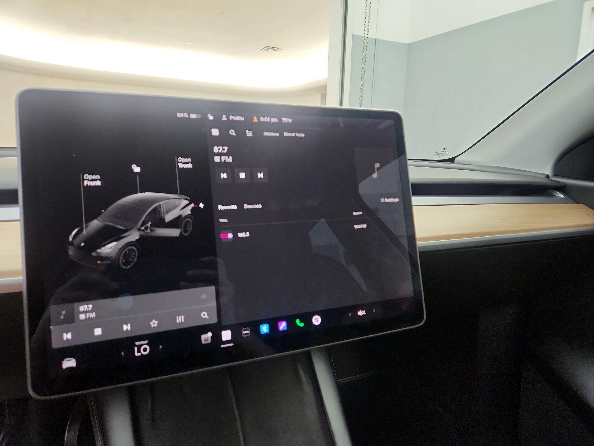 Thumbnail: 2022 Tesla Model Y - 14