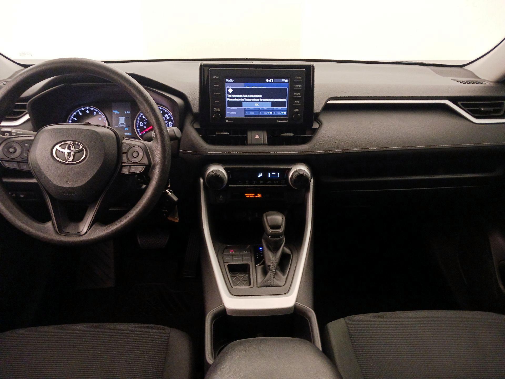 Thumbnail: 2022 Toyota RAV4 - 9