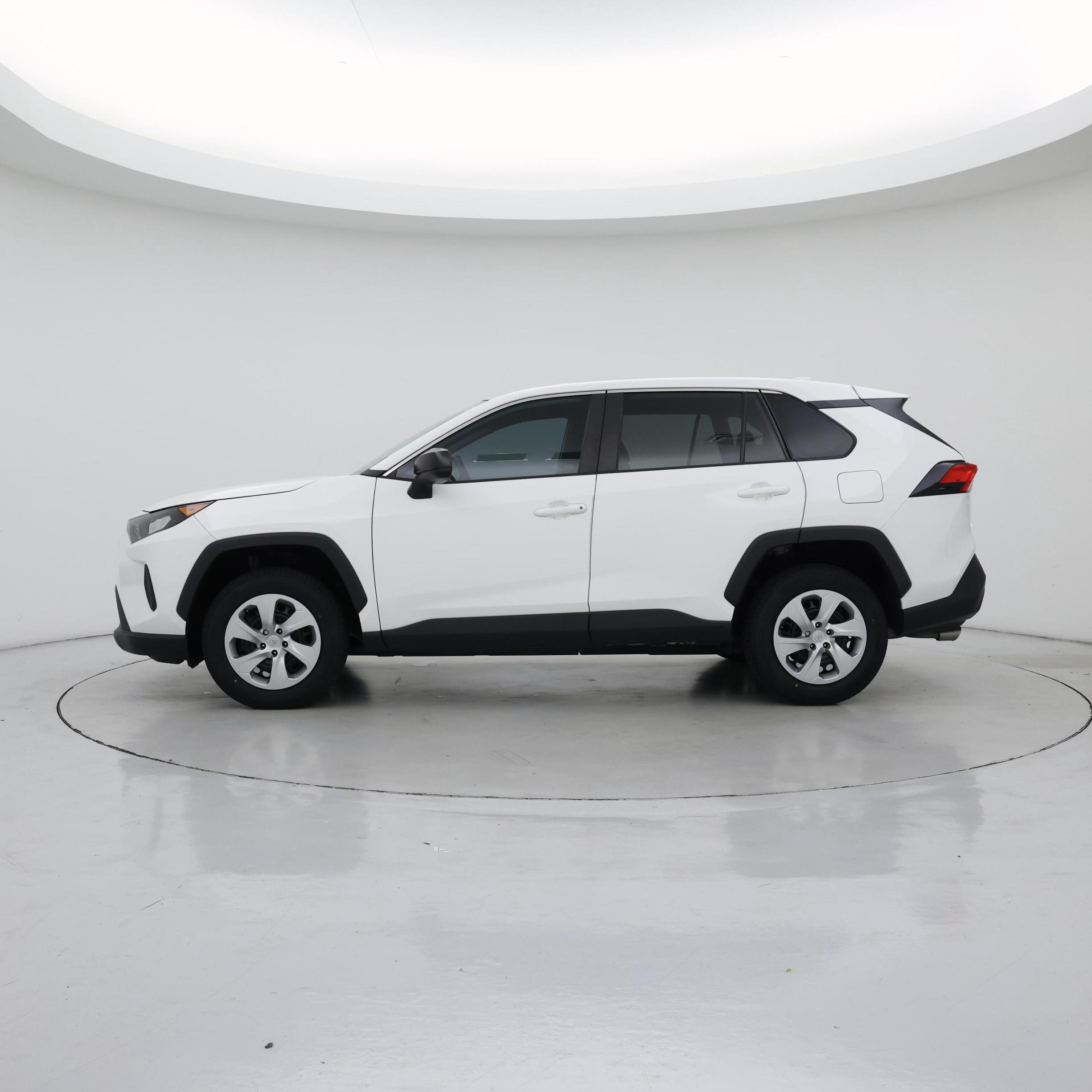 Thumbnail: 2022 Toyota RAV4 - 3
