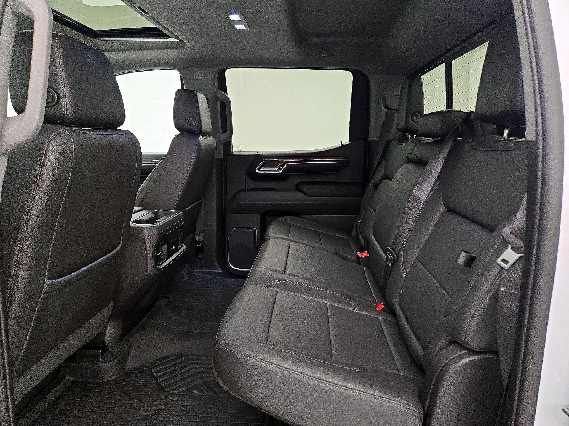 Thumbnail: 2023 Chevrolet Silverado 1500 - 20