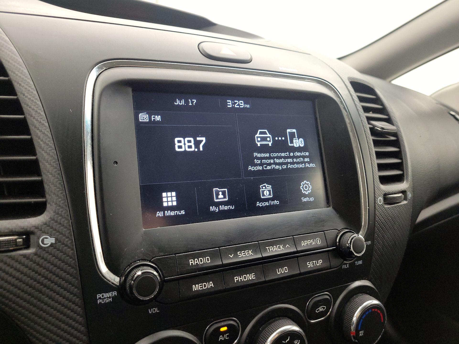 Thumbnail: 2017 Kia Forte - 15